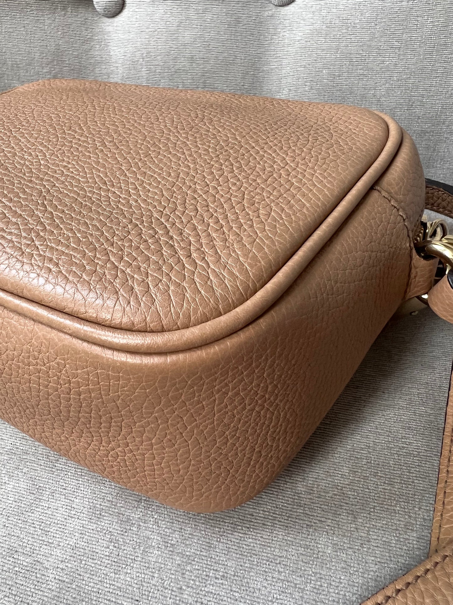 Gucci Rose Beige Soho Disco