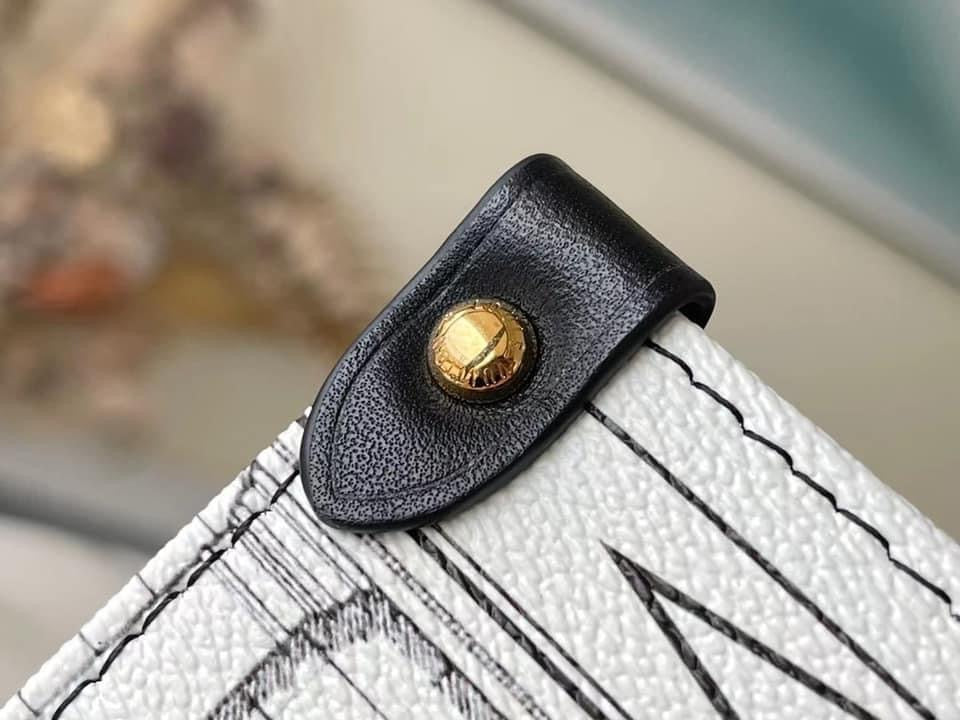 Louis Vuitton  MM Bag
