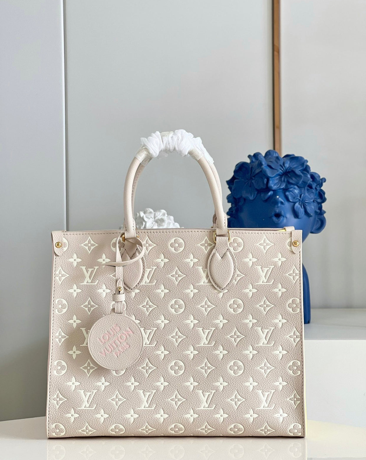 Louis Vuitton  MM Bag