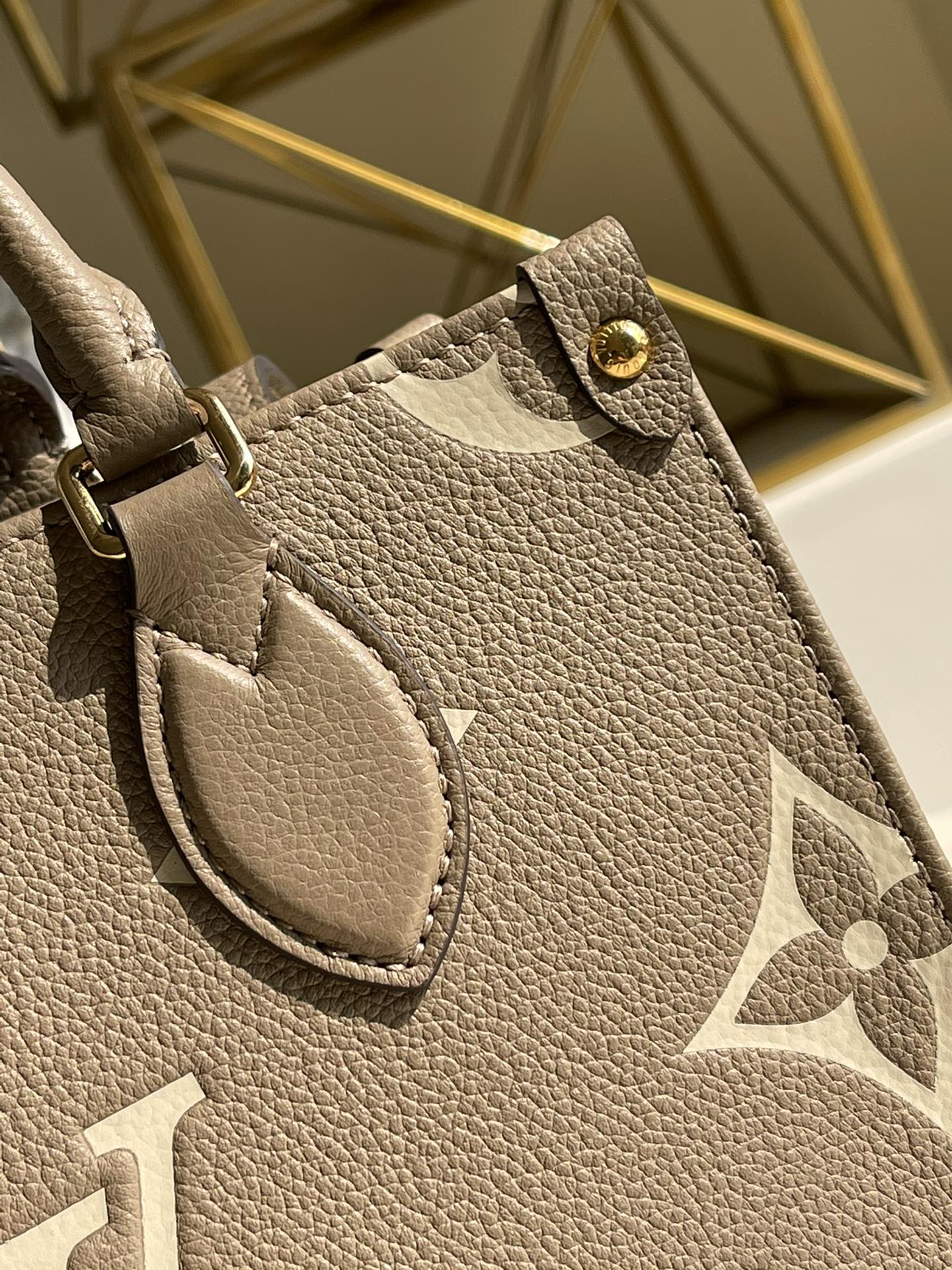 Louis Vuitton   PM Bag