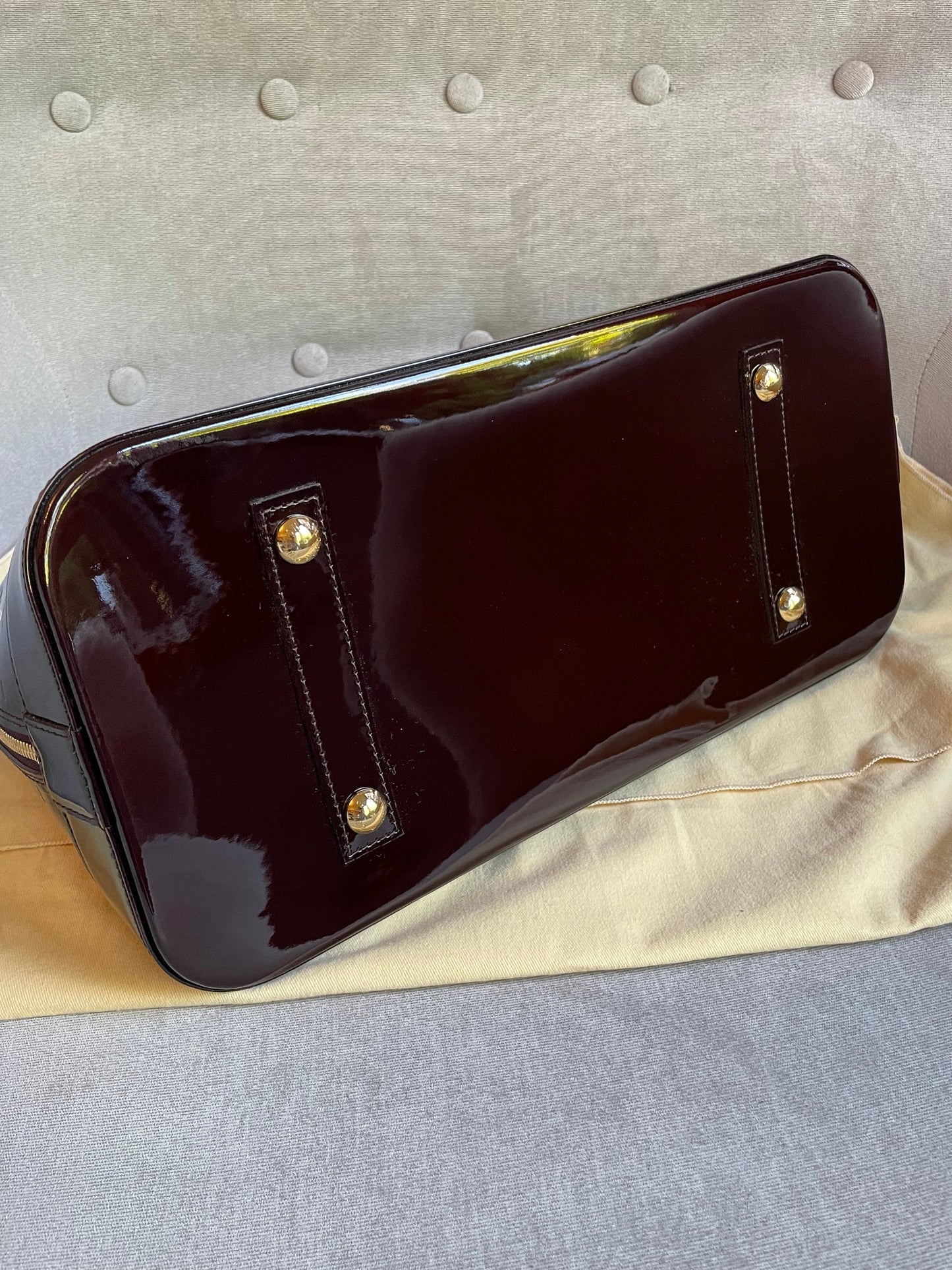 Louis Vuitton Alma Amarante Monogram Vernis