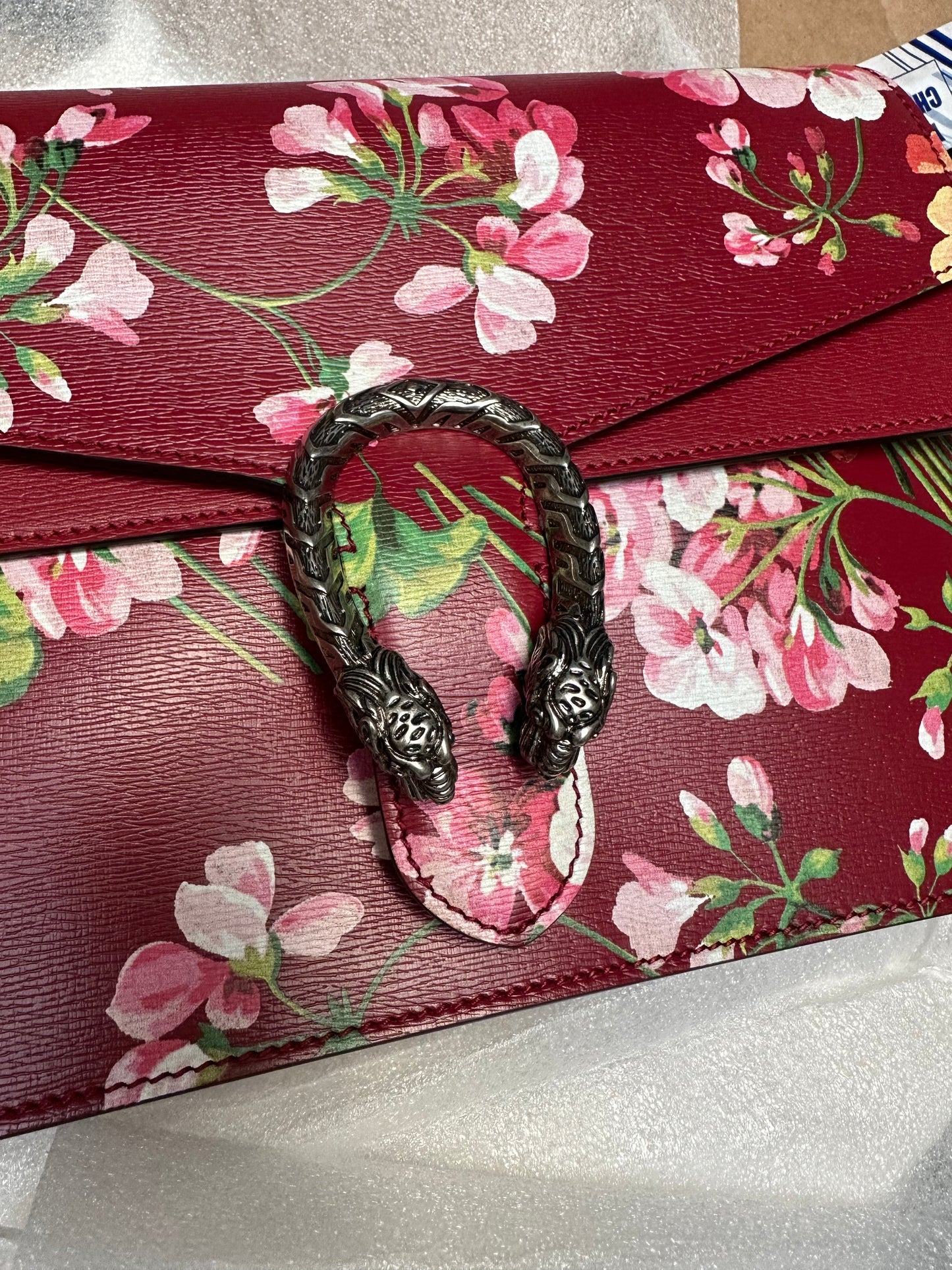 Gucci Large Dionysus Blooms Leather Shoulder Bag in Red