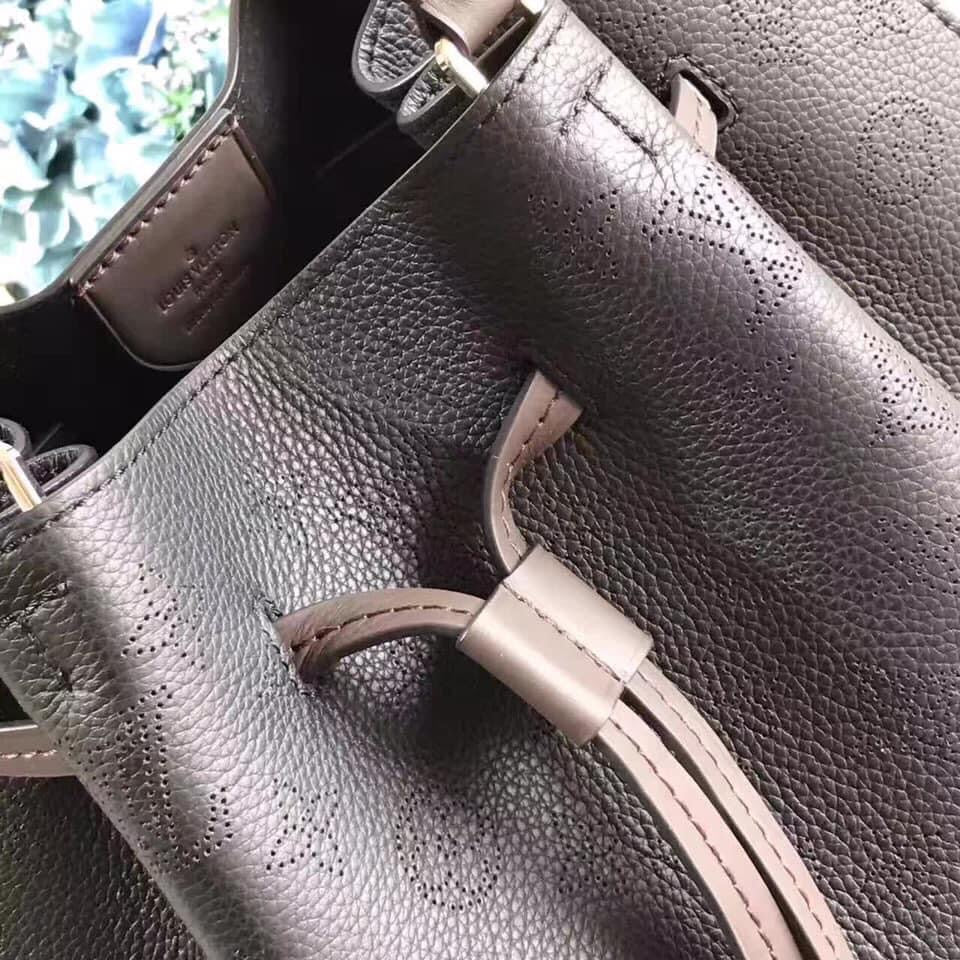 Louis Vuitton Girolata handbag