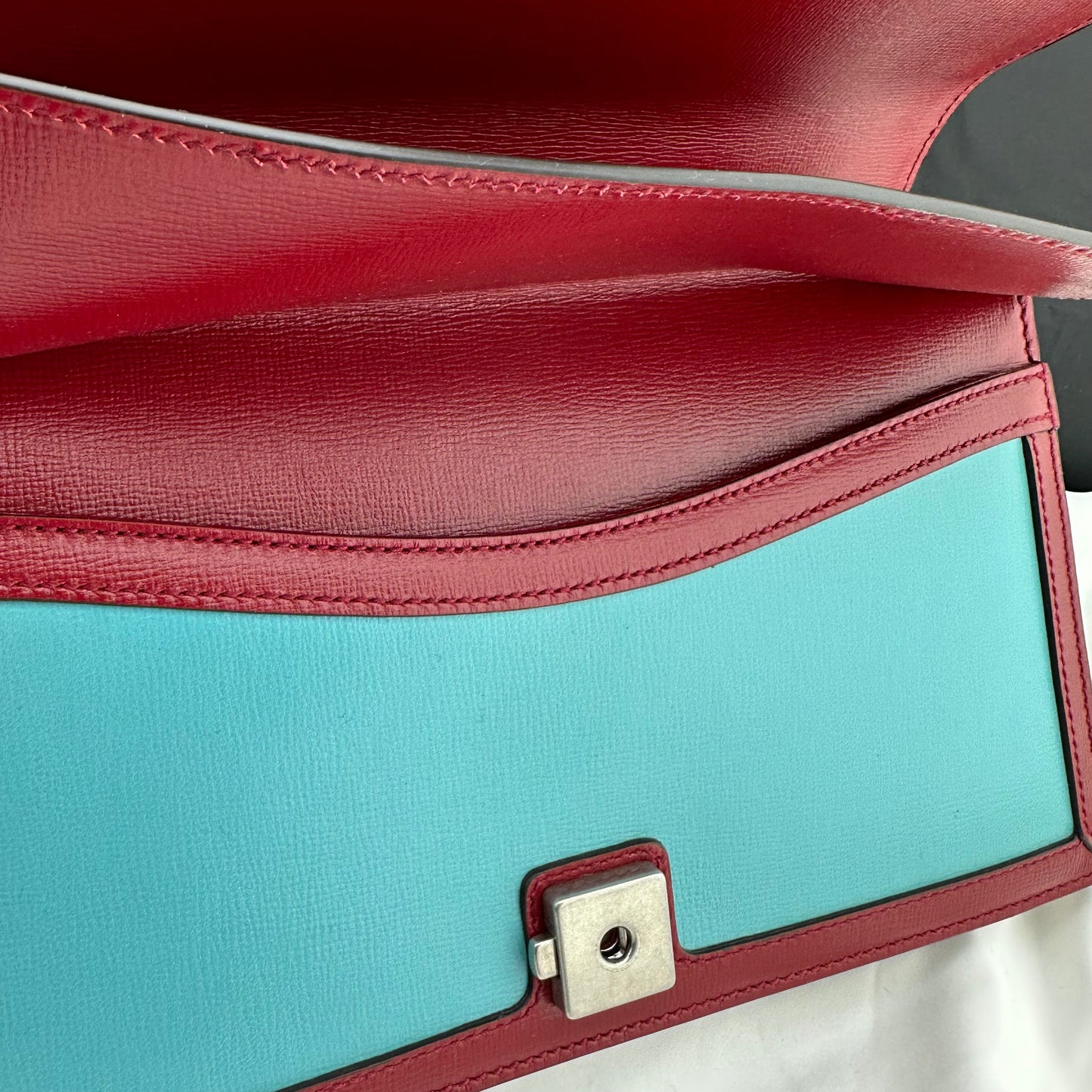Gucci Small Dionysus Shoulder Bag in Ivory and Blue with Red Trim