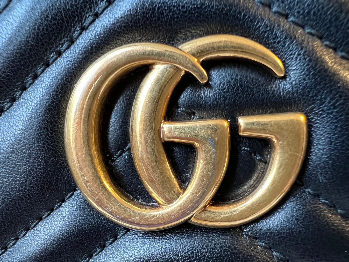 Gucci GG Black Marmont Mini Shoulder Bag (RRP £1,160)