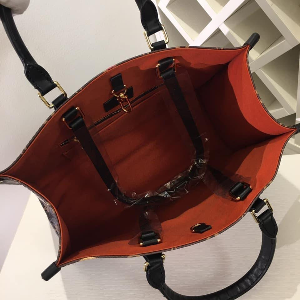 Louis Vuitton  MM Bag