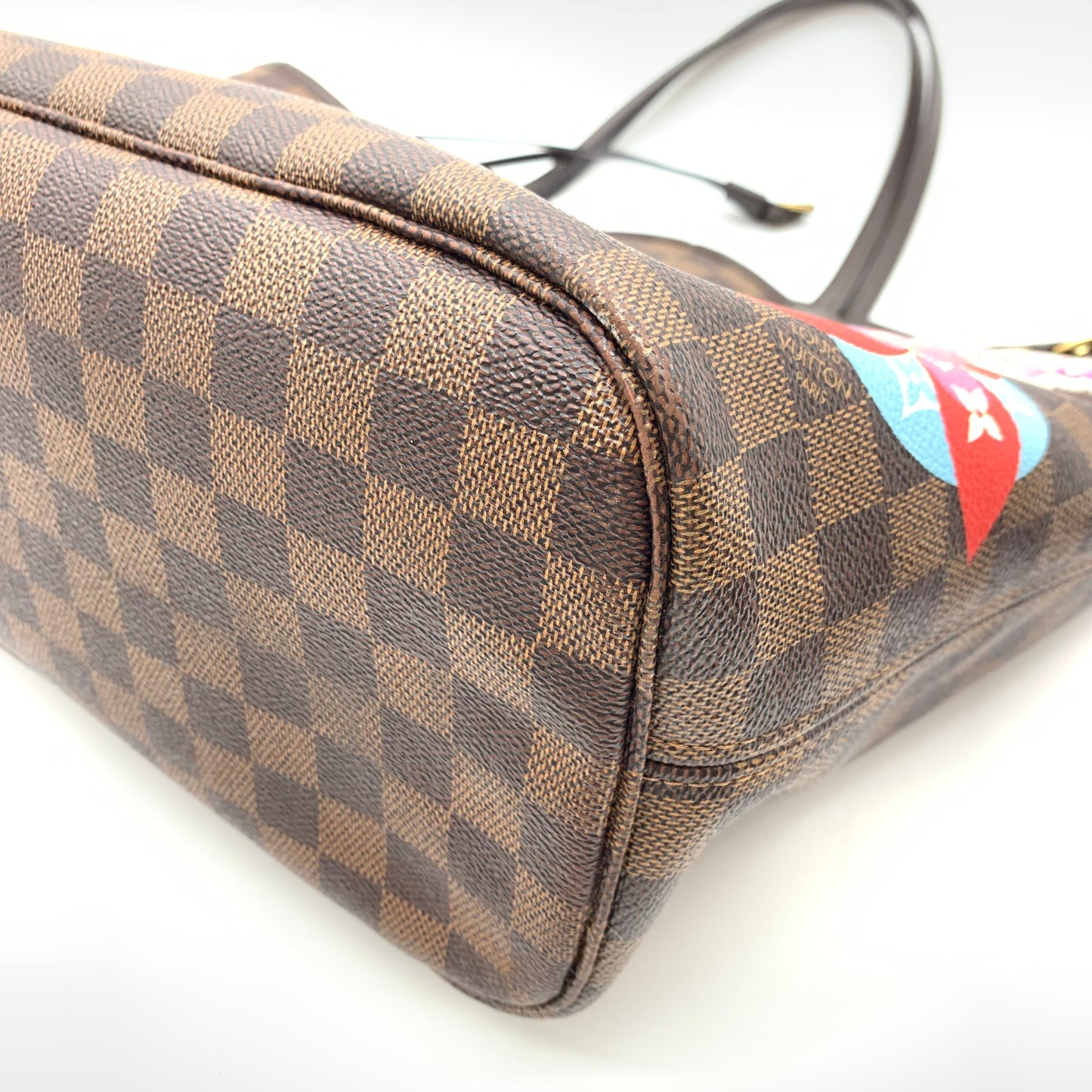 Handbag Luxury Designer By Louis Vuitton  Size: Medium