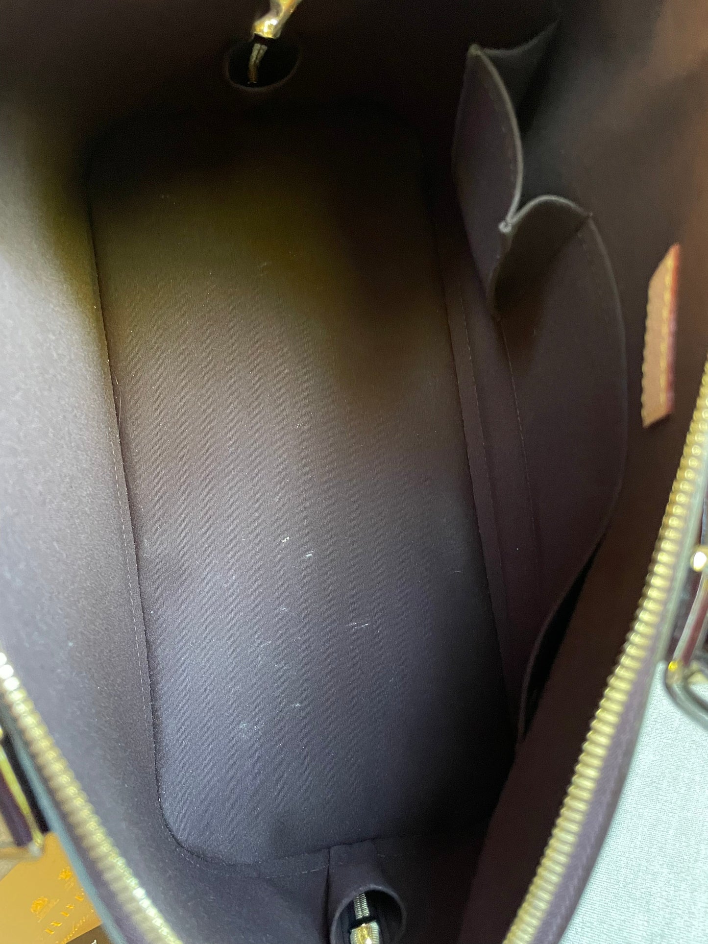 Louis Vuitton Alma Amarante Monogram Vernis