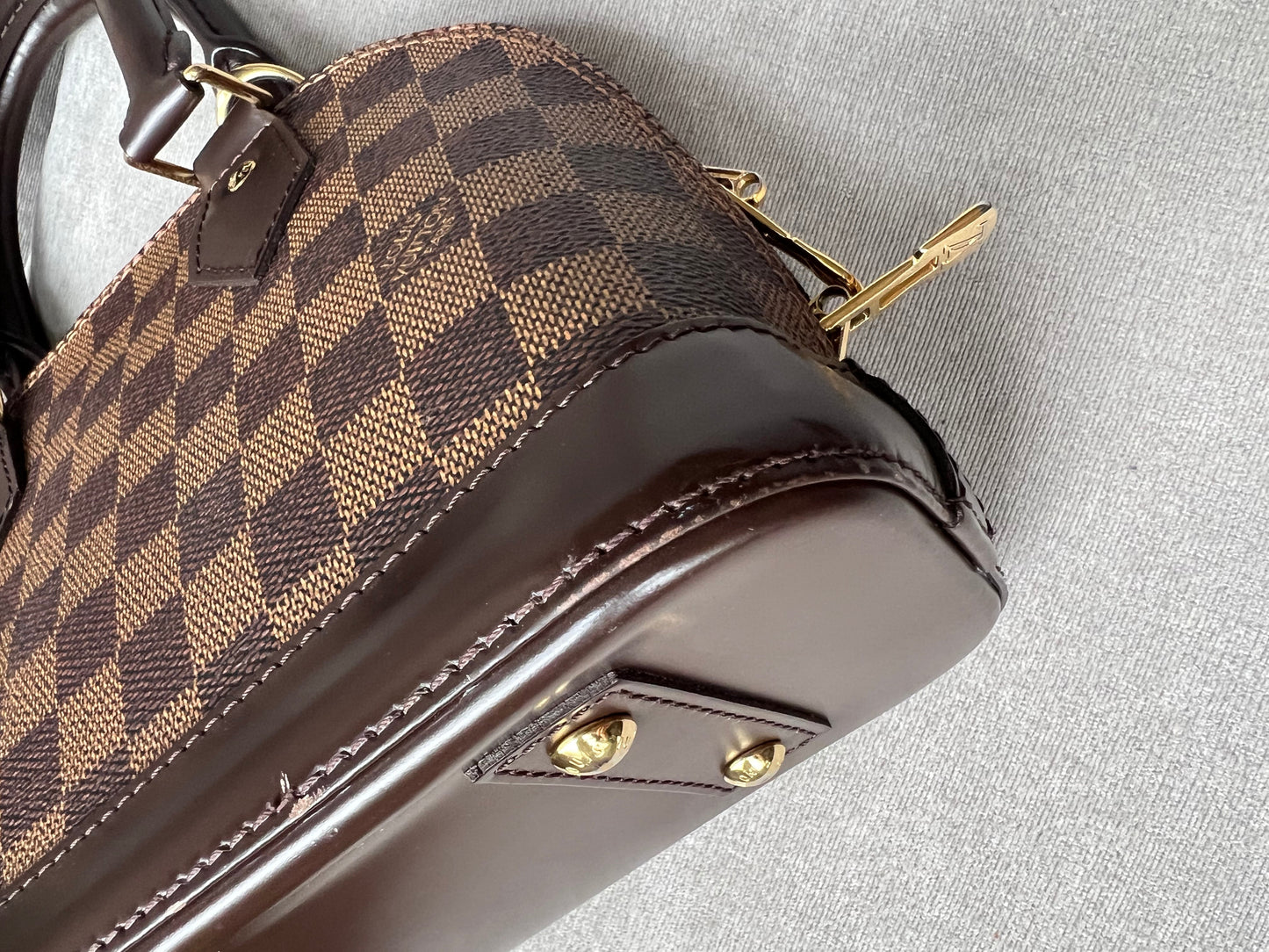 Louis Vuitton Alma BB Damier Ebene
