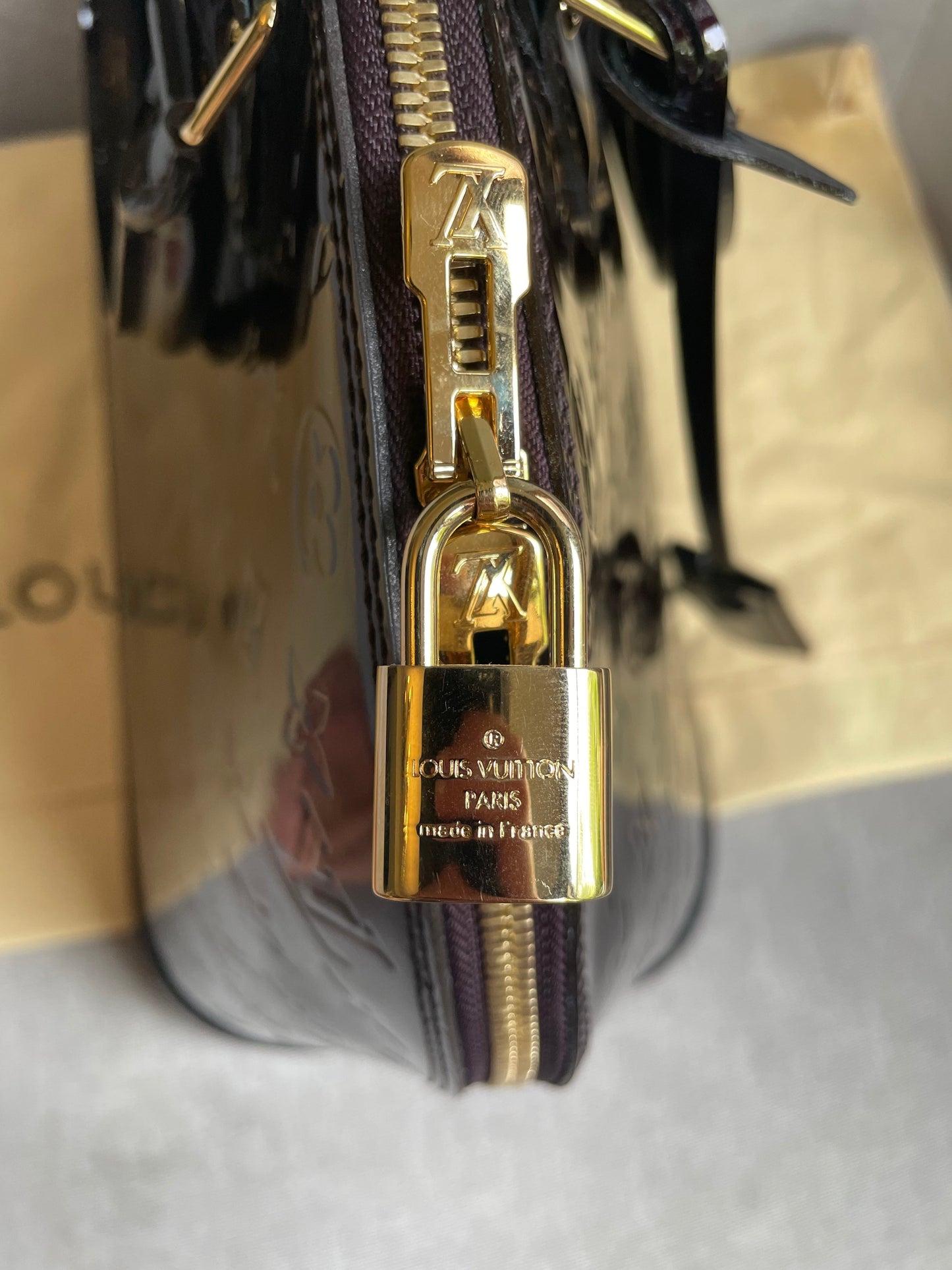 Louis Vuitton Alma Amarante Monogram Vernis