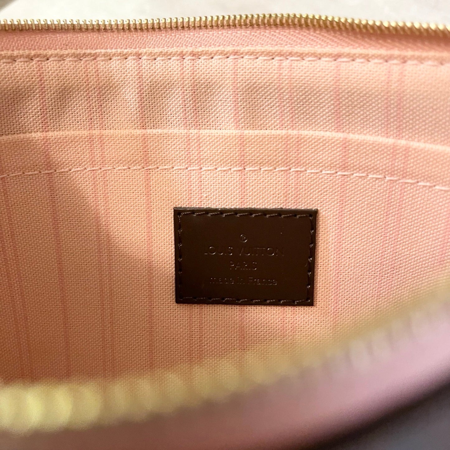 LOUIS VUITTON Damier Ebene Neverfull MM Pochette Wristlet Pouch In Rose Ballerine