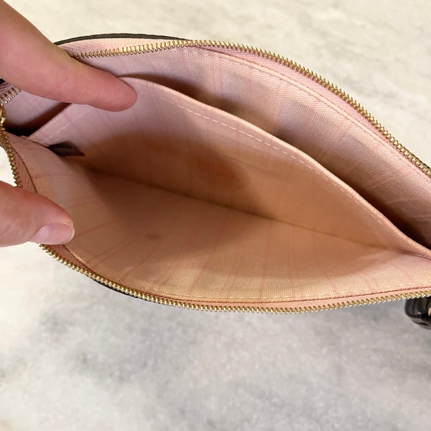 LOUIS VUITTON Damier Ebene Neverfull MM Pochette Wristlet Pouch In Rose Ballerine