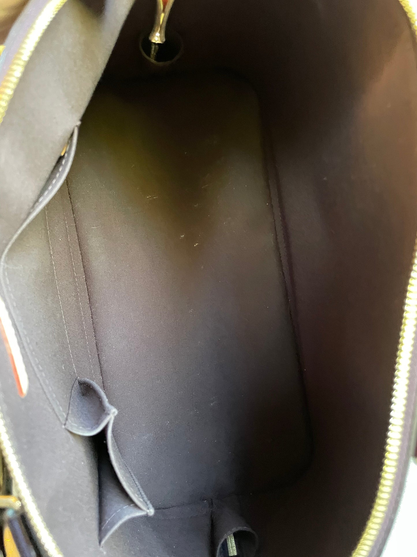 Louis Vuitton Alma Amarante Monogram Vernis