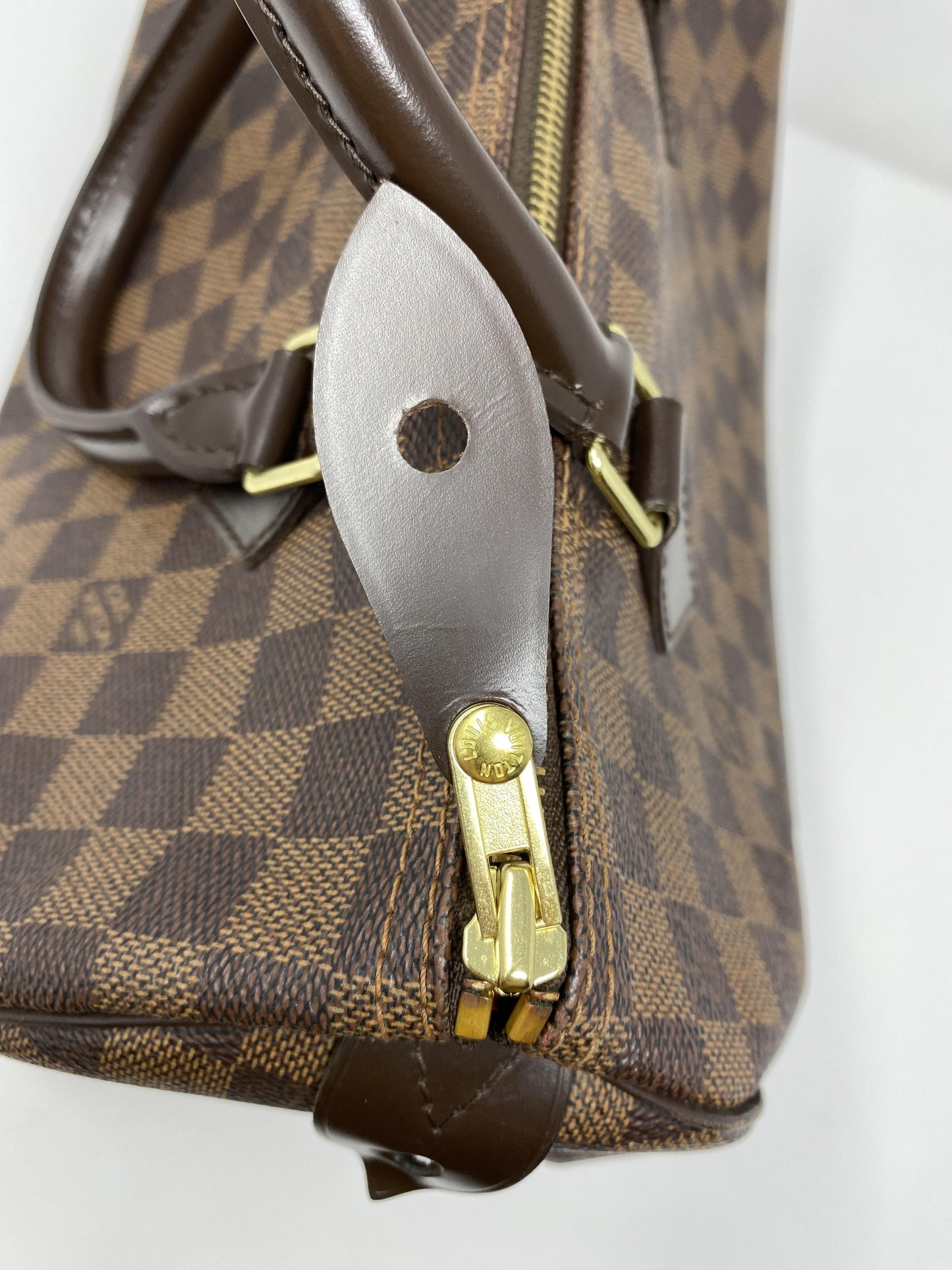 LOUIS VUITTON DAMIER EBENE CANVAS SPEEDY 30 BAG
