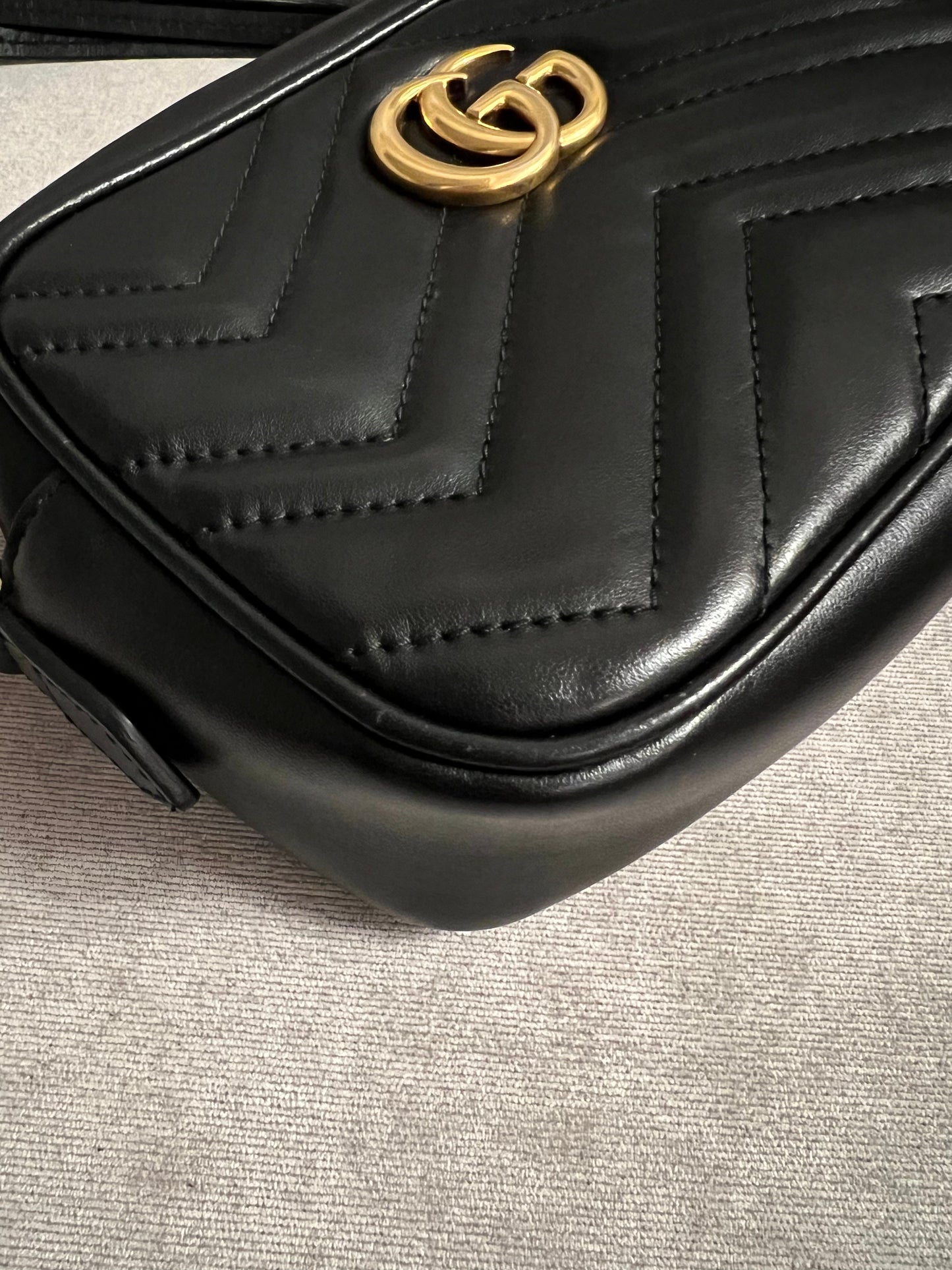 Gucci GG Black Marmont Mini Shoulder Bag (RRP £1,160)