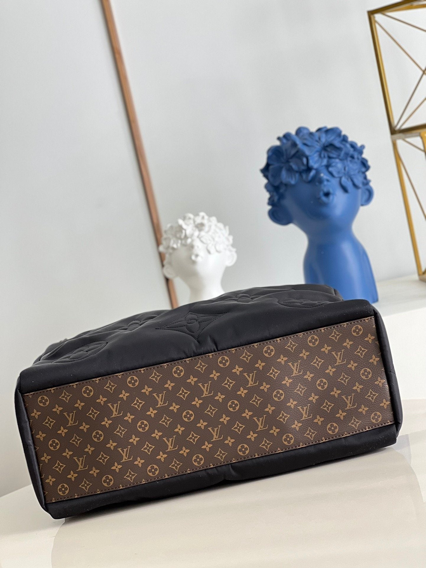 Louis Vuitton  GM Bag