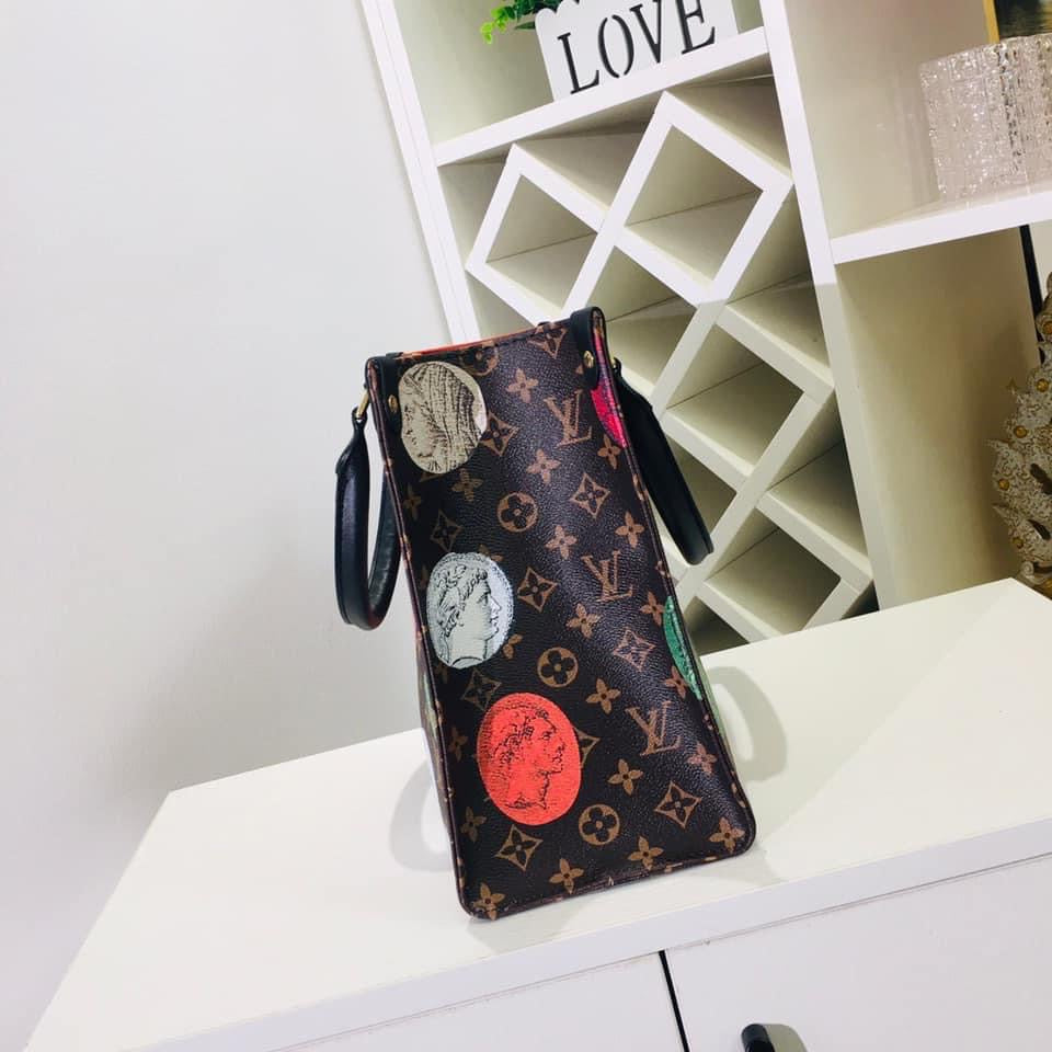 Louis Vuitton  MM Bag
