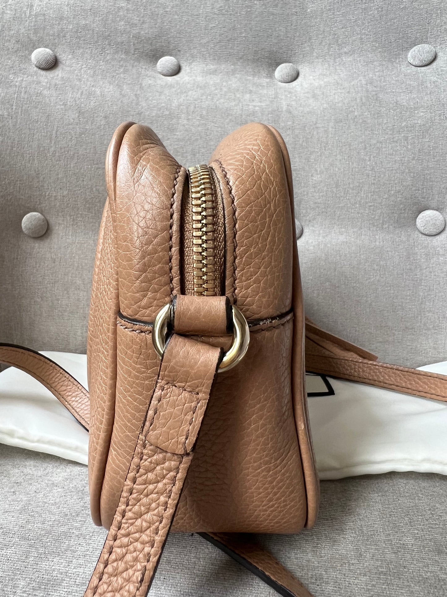 Gucci Rose Beige Soho Disco