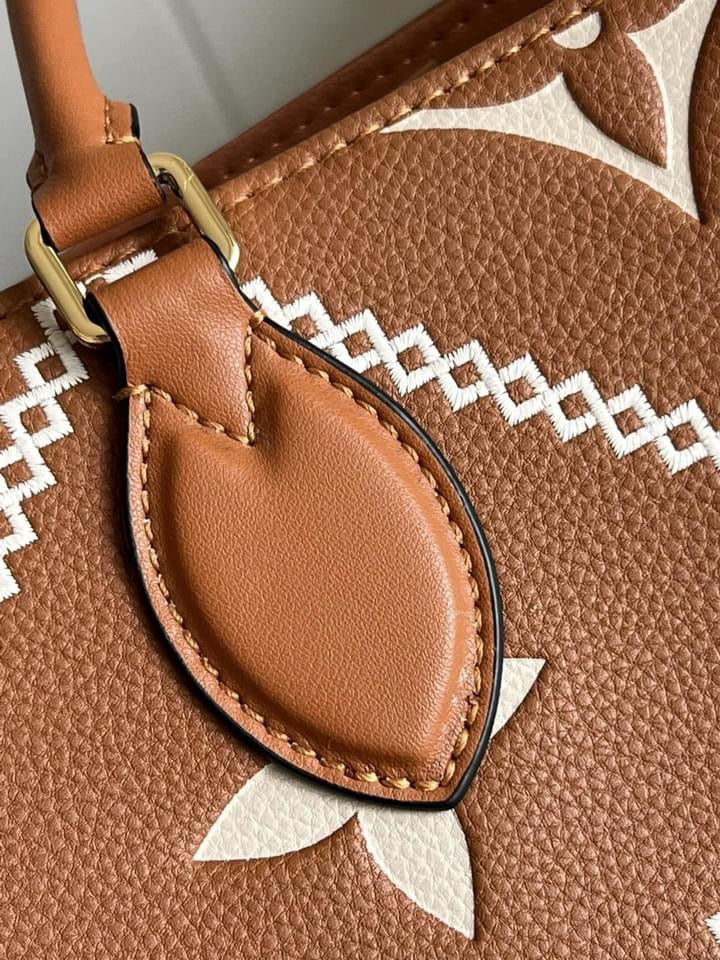 Louis Vuitton  MM Bag