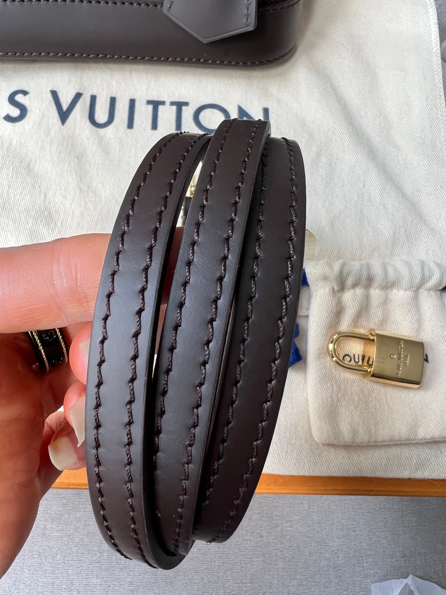 Louis Vuitton Alma BB Damier Ebene