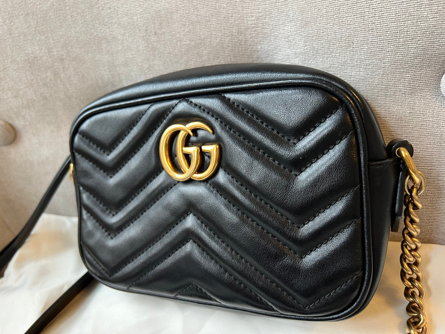 Gucci GG Black Marmont Mini Shoulder Bag (RRP £1,160)