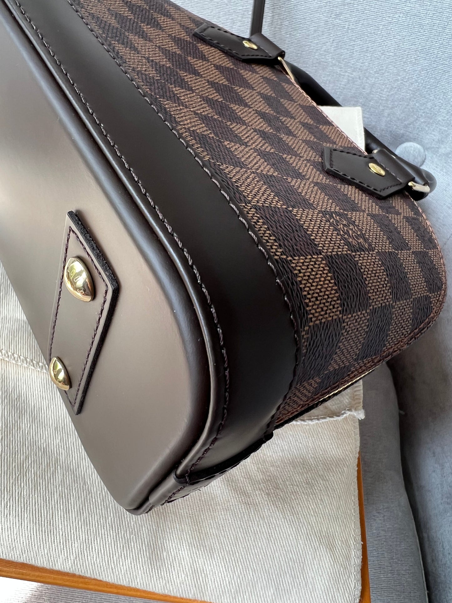 Louis Vuitton Alma BB Damier Ebene