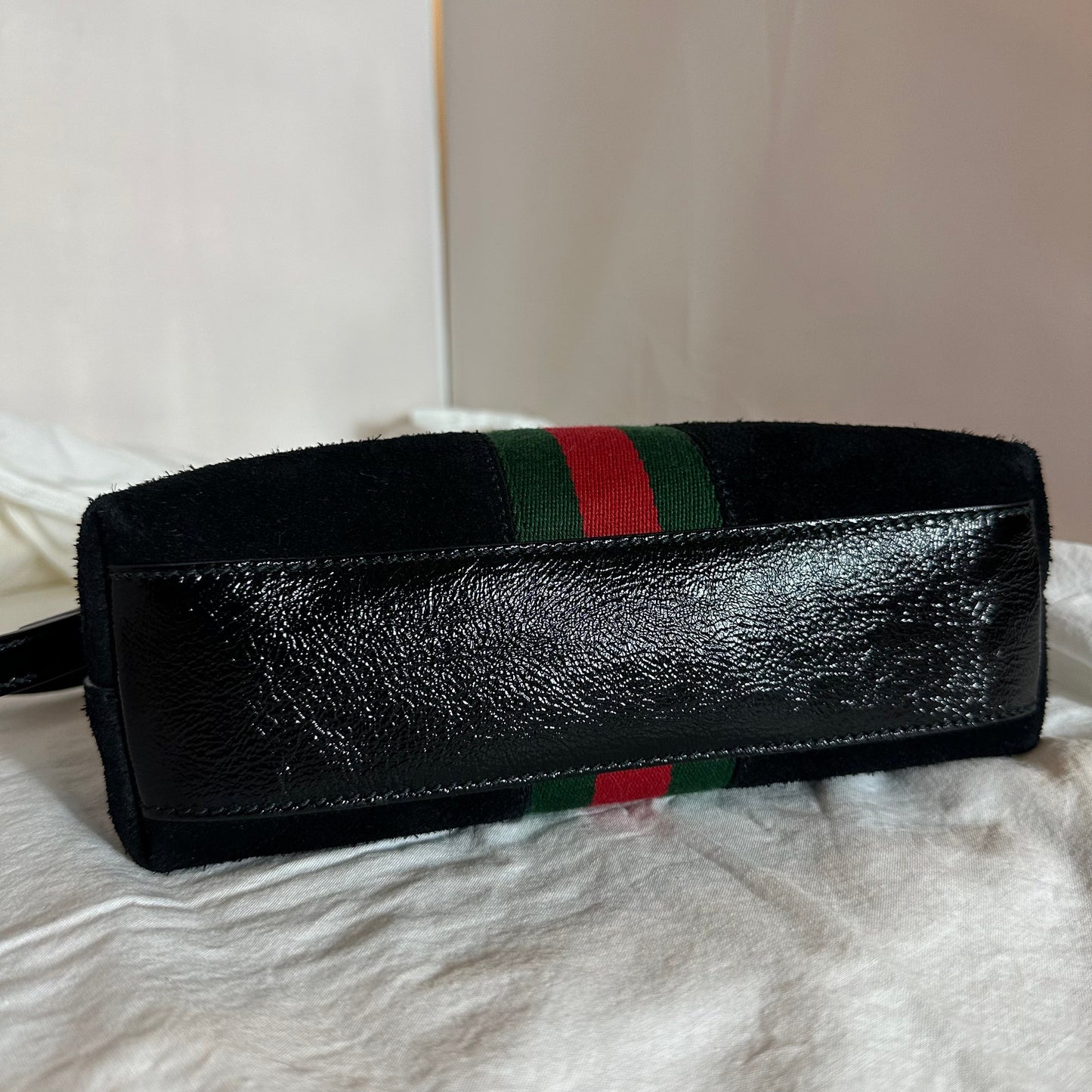 Gucci Ophidia GG Small Suede Shoulder Bag in Black