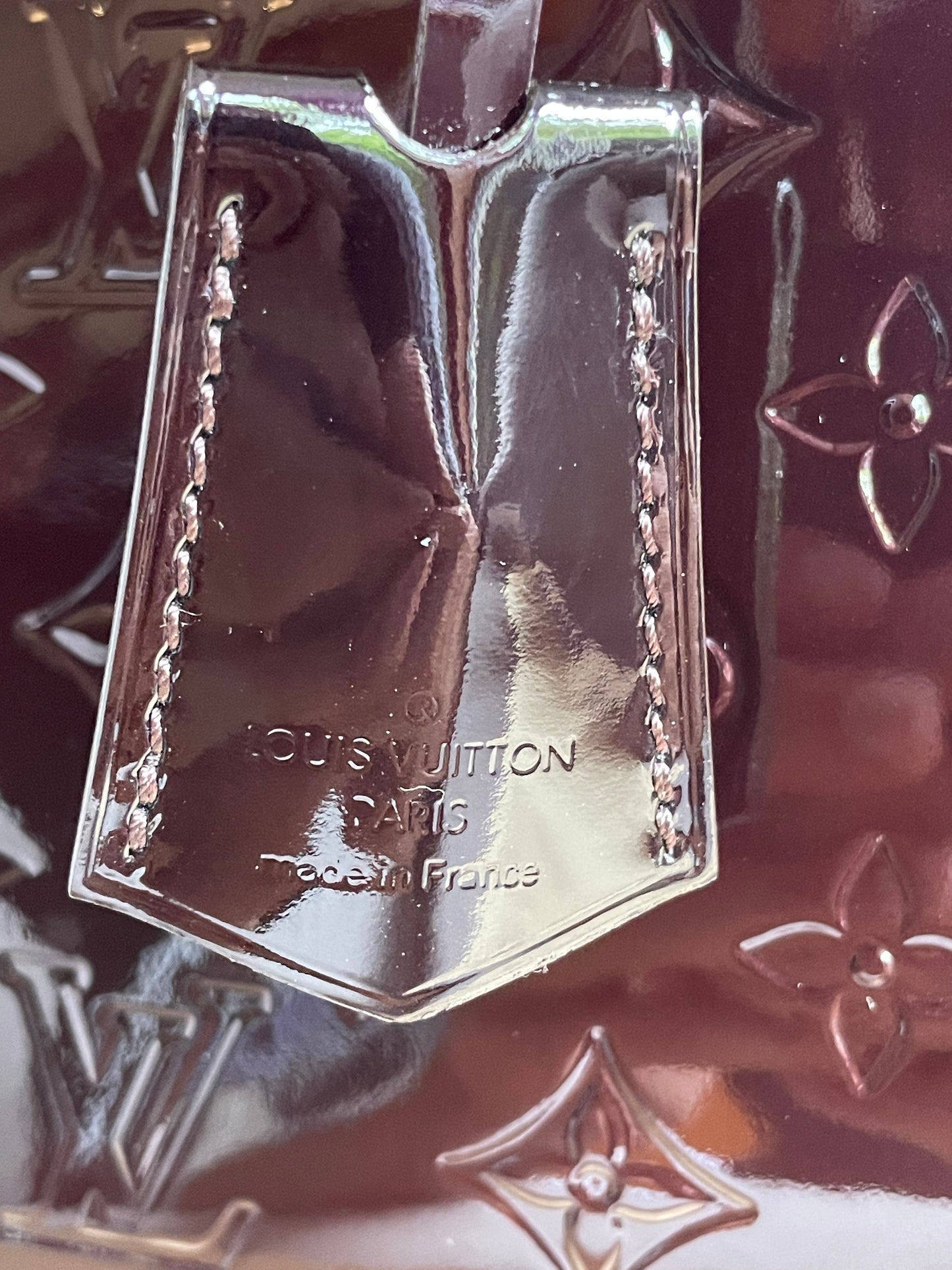 Louis Vuitton Alma Amarante Monogram Vernis