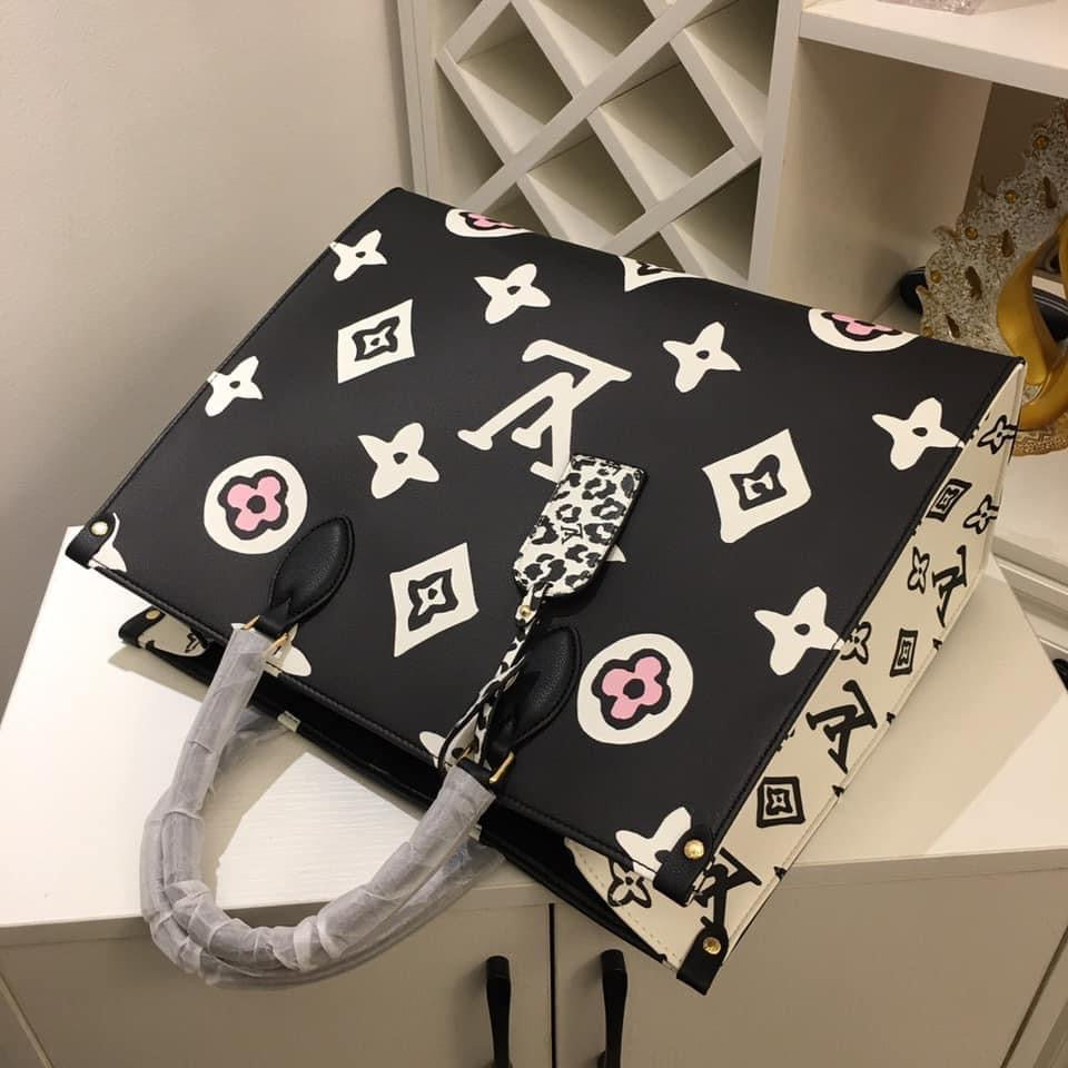 Louis Vuitton  GM Bag