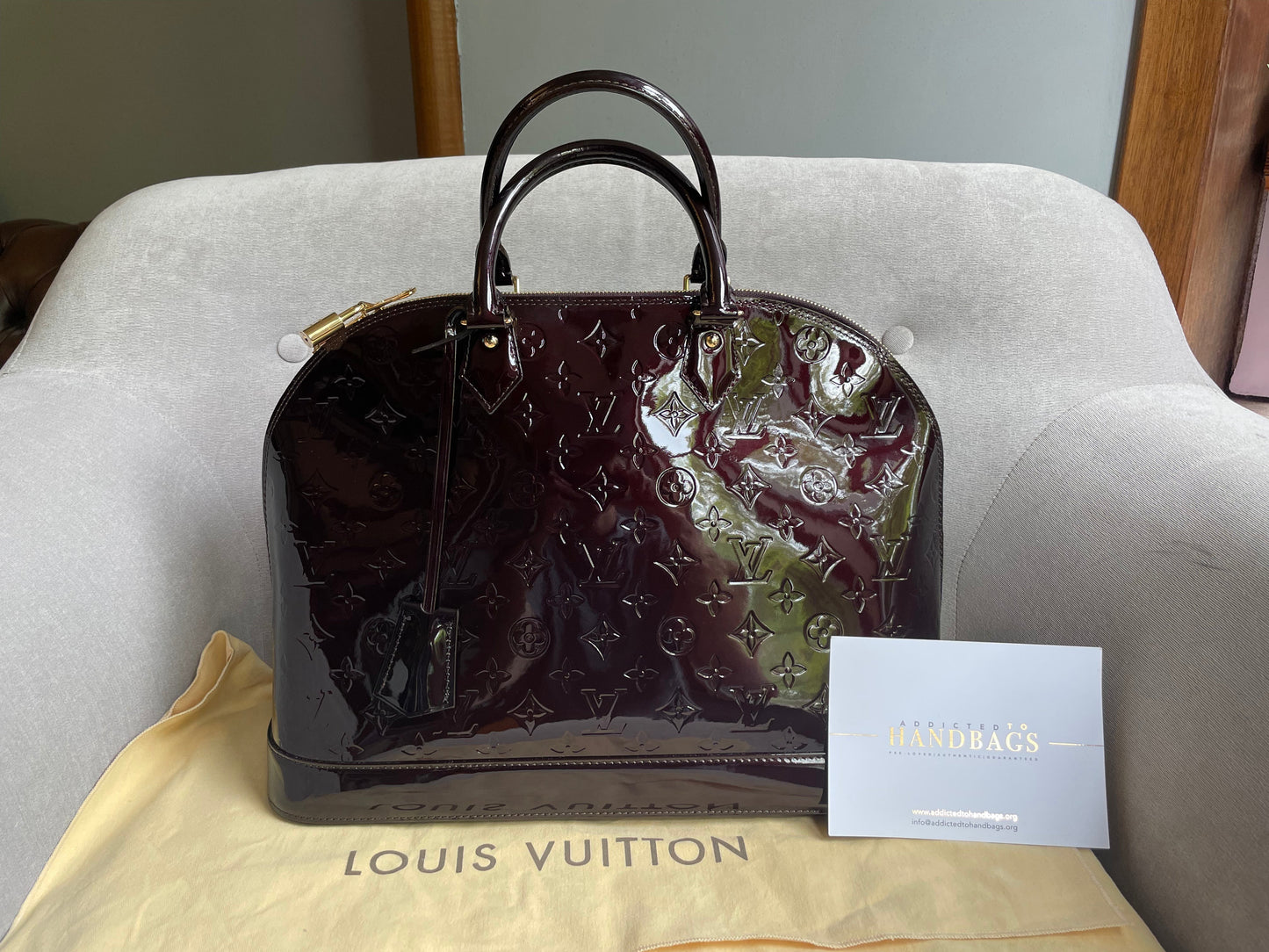 Louis Vuitton Alma Amarante Monogram Vernis