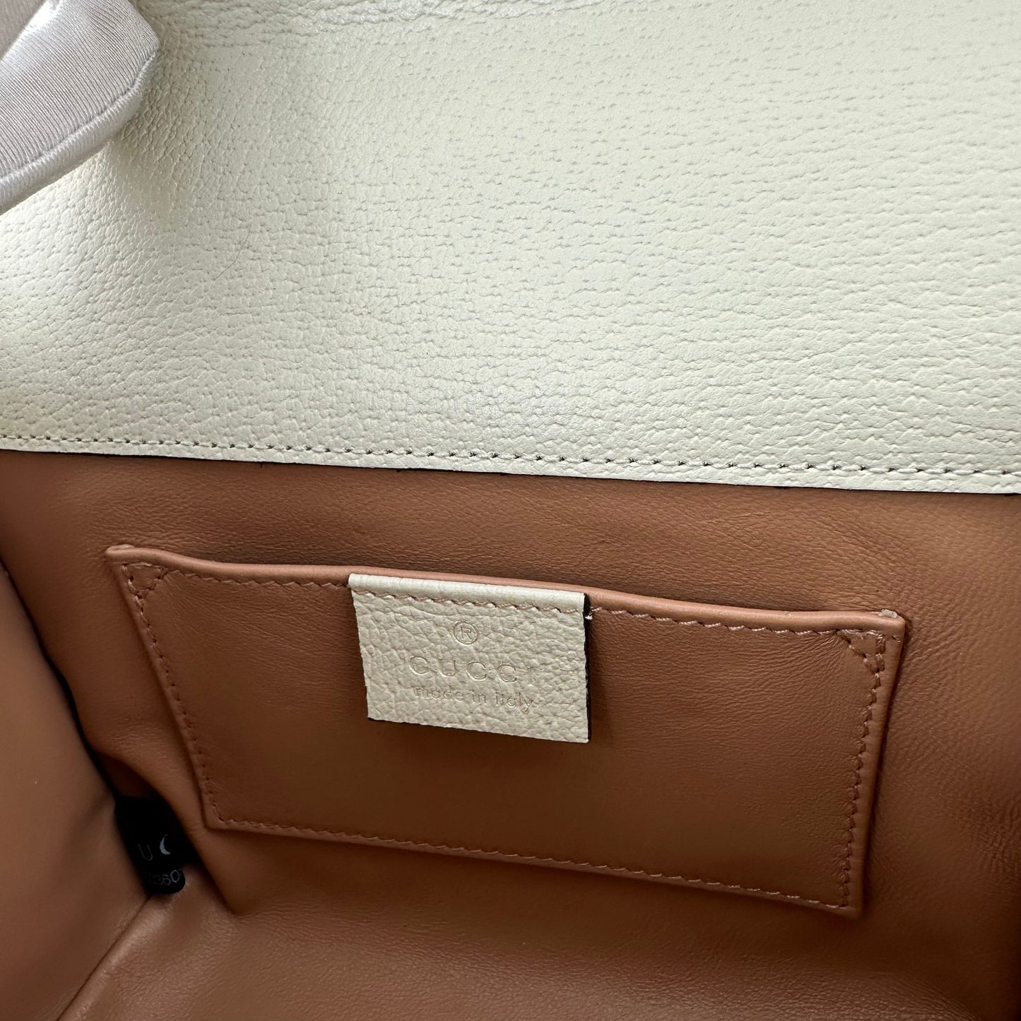 Gucci Berry Padlock Small Shoulder Bag