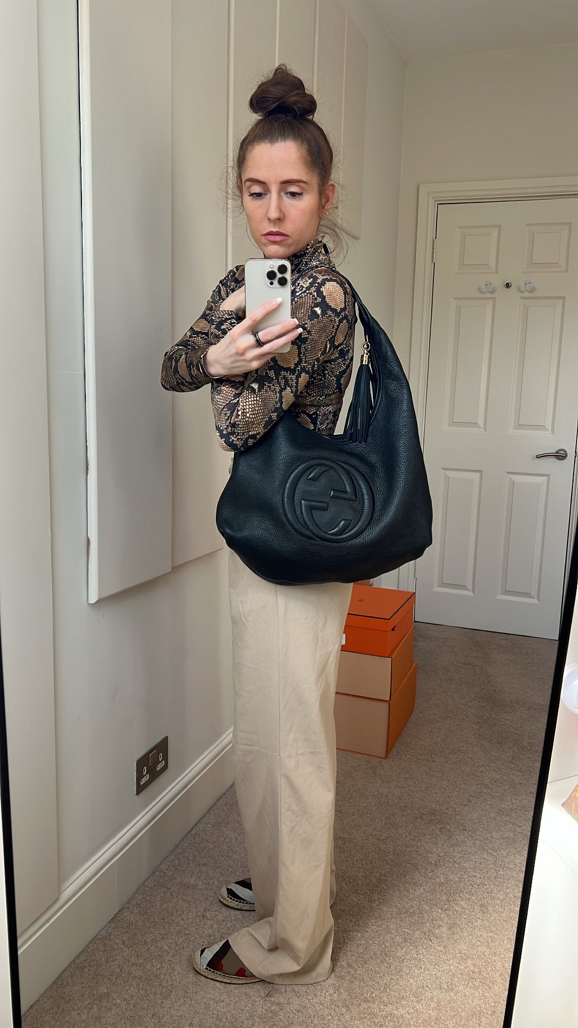 Gucci Soho Large Hobo in Black Pebbled Calfskin