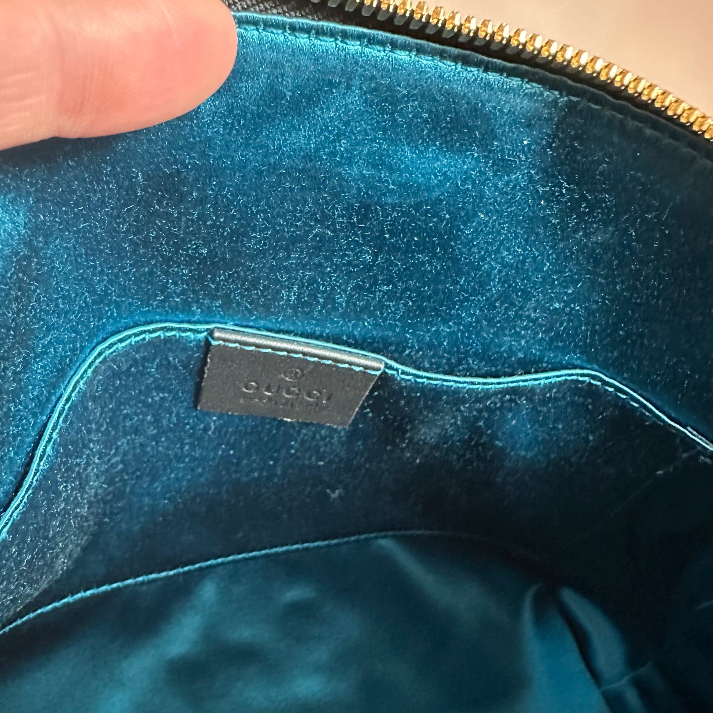 Gucci Ophidia GG Small Suede Shoulder Bag in Black