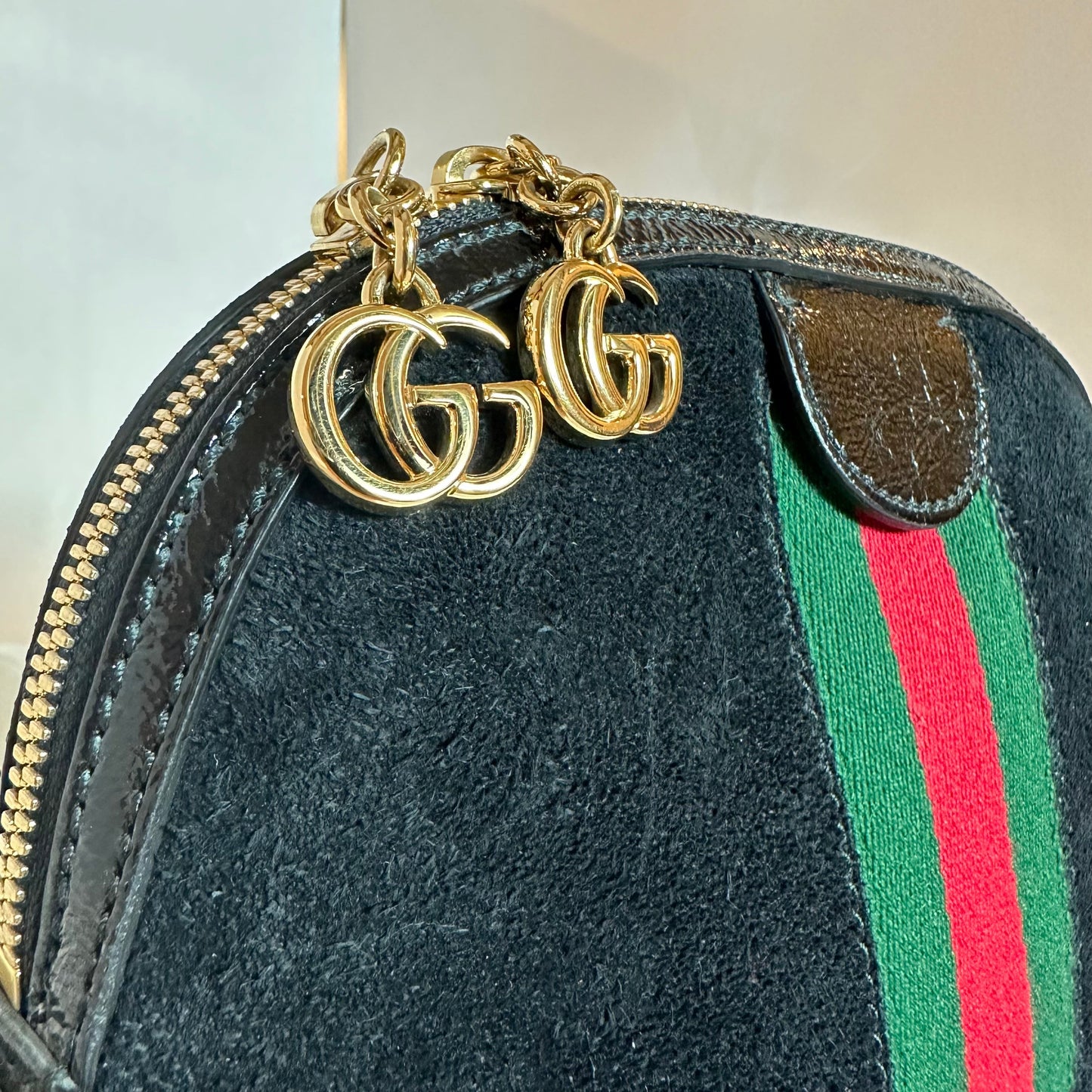 Gucci Ophidia GG Small Suede Shoulder Bag in Black