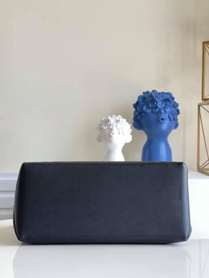 Louis Vuitton Grand palais bag