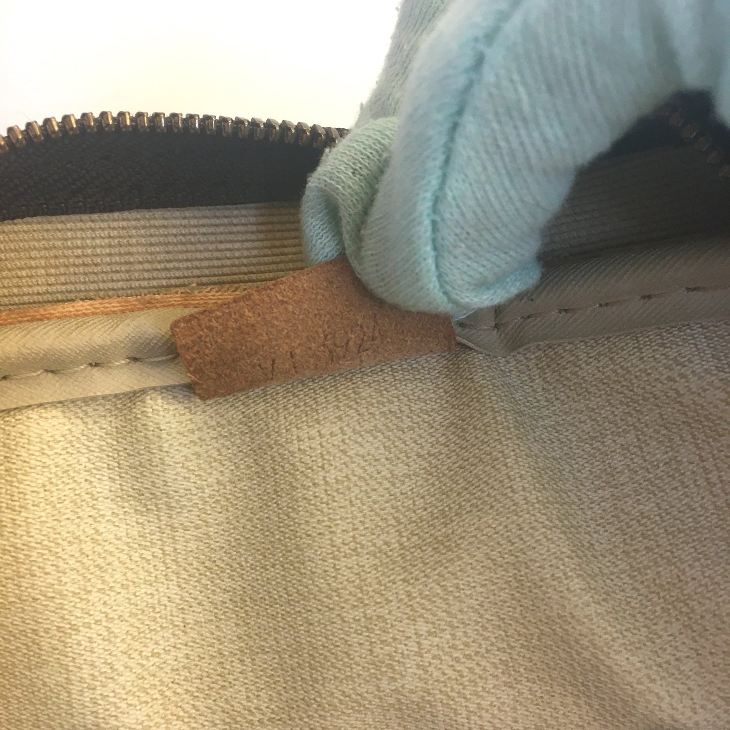 LOUIS VUITTON Deauville Handbag in Brown Canvas