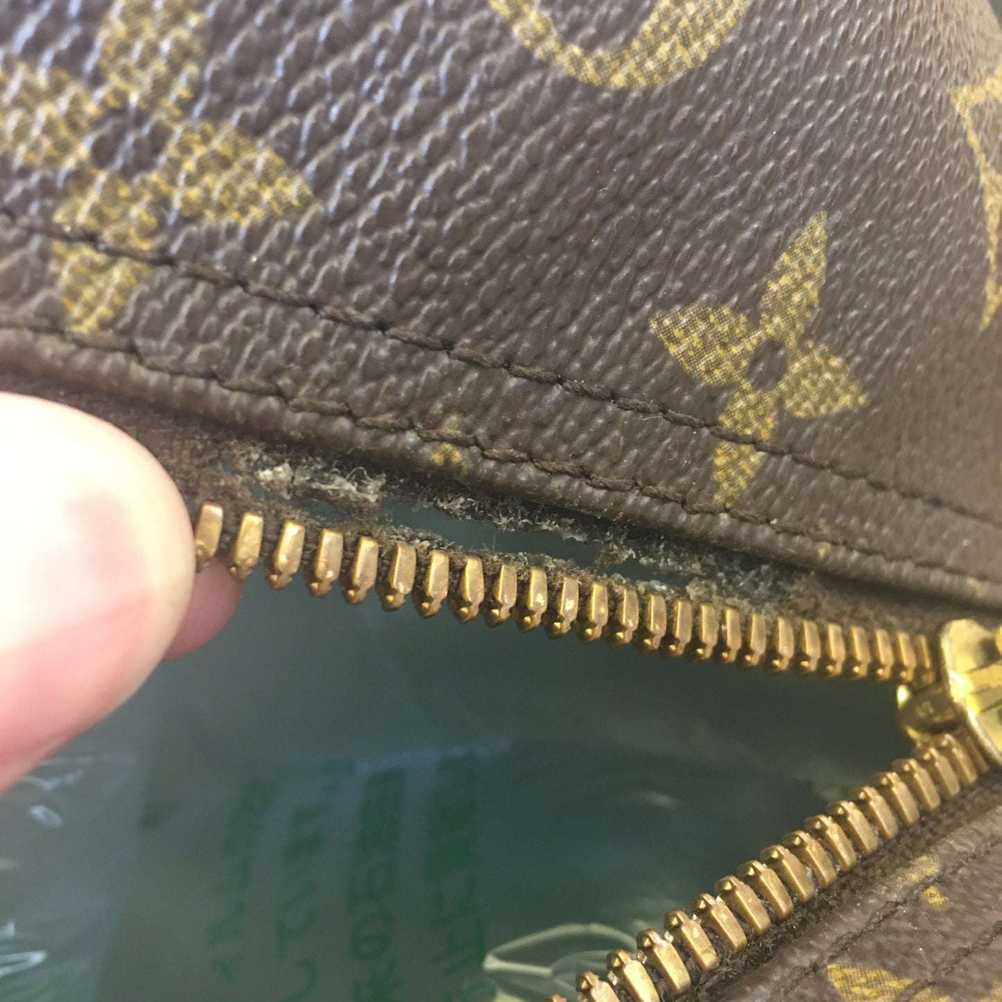LOUIS VUITTON Deauville Handbag in Brown Canvas