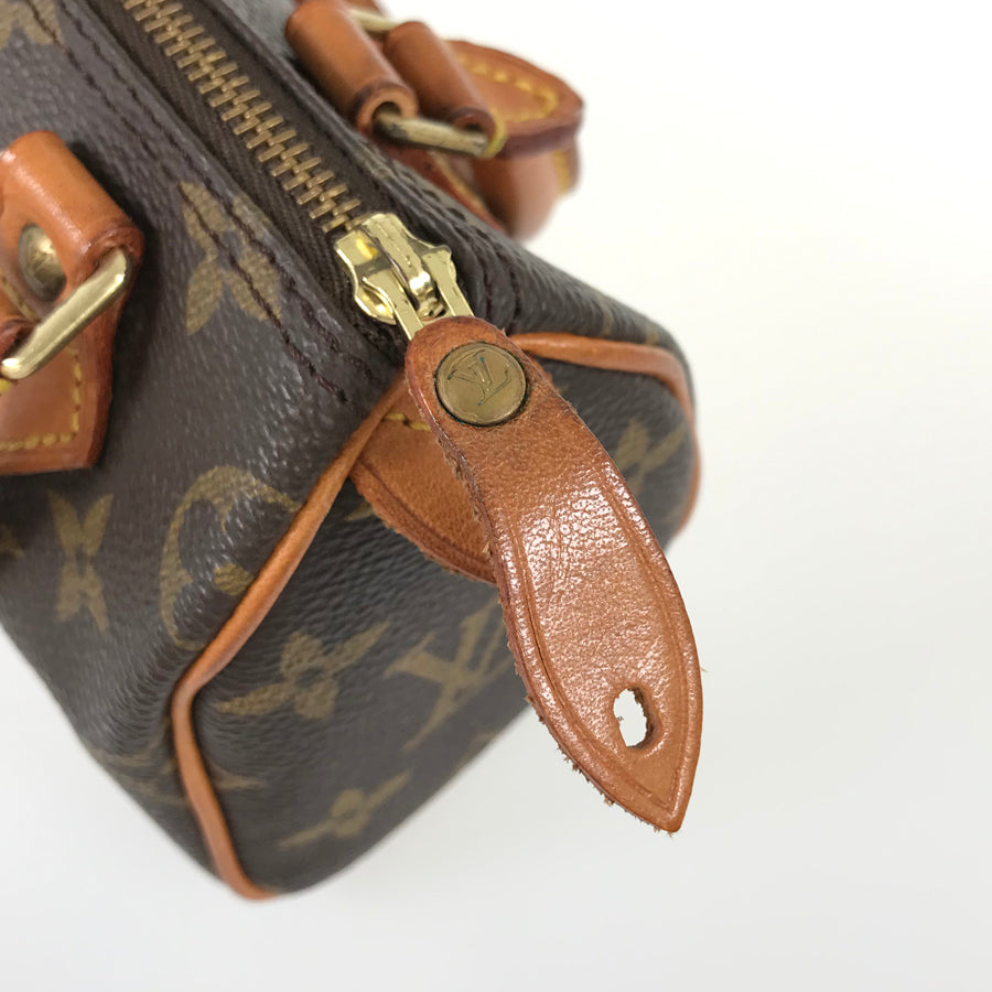 LOUIS VUITTON Handbag