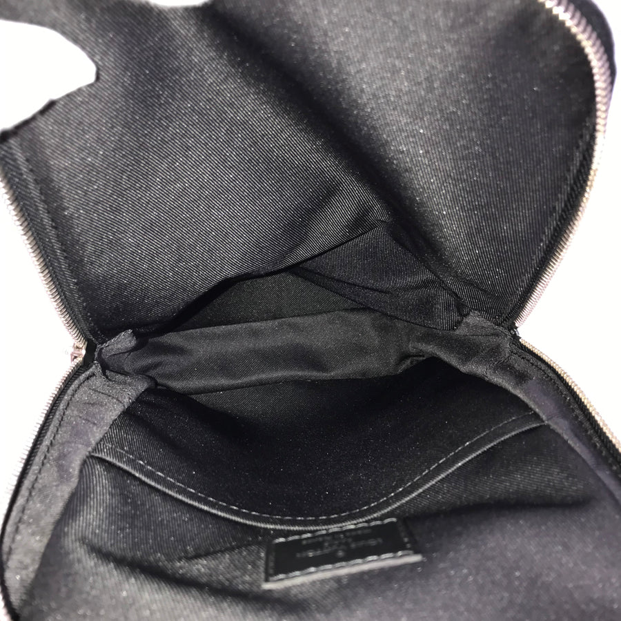 LOUIS VUITTON body bag