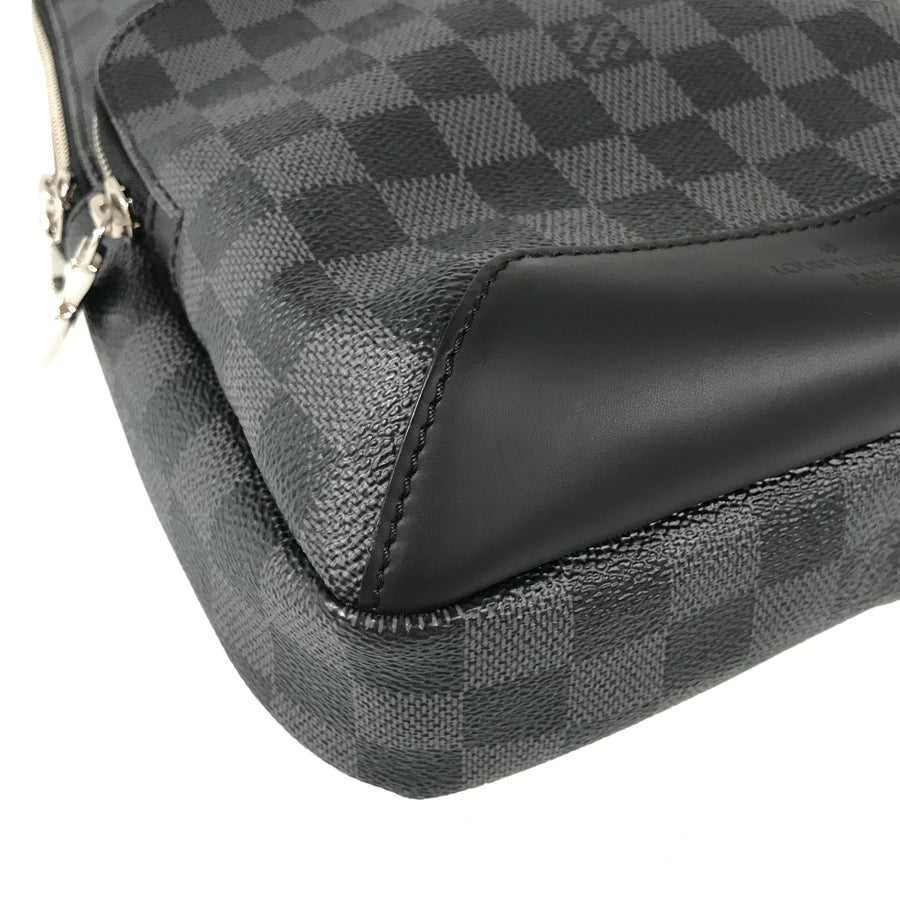 LOUIS VUITTON body bag