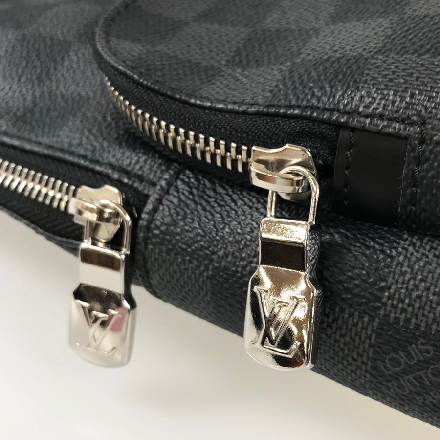LOUIS VUITTON body bag