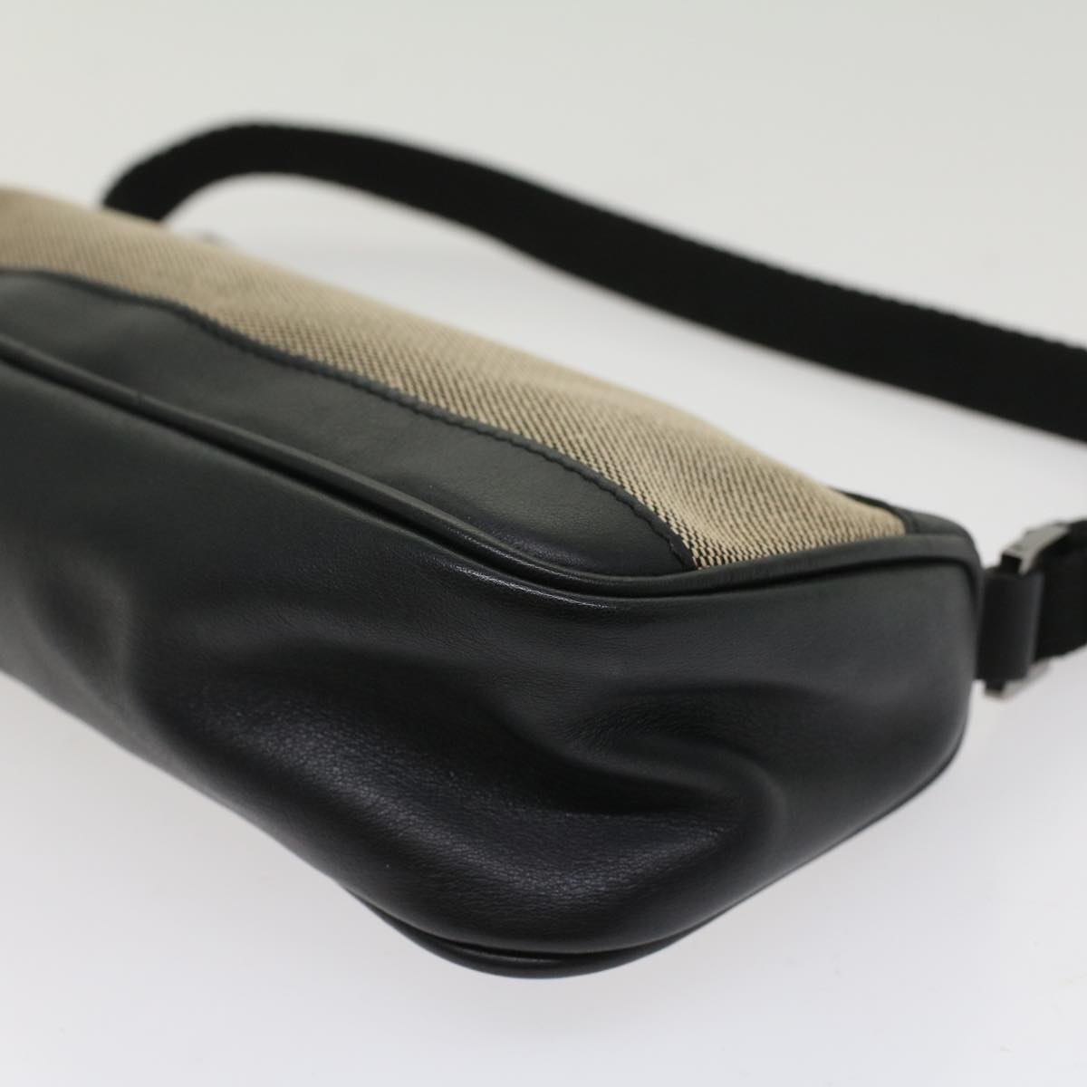 Gucci Accessory Pouch Canvas Leather Black  ki3186