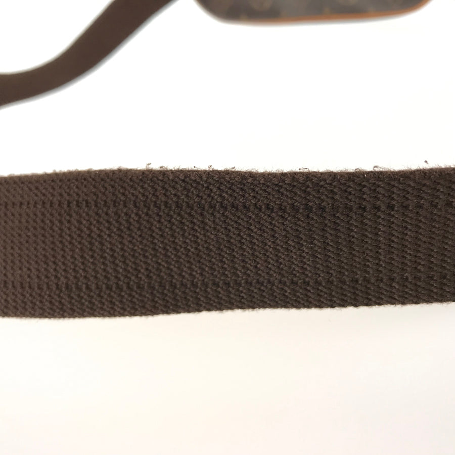 LOUIS VUITTON body bag