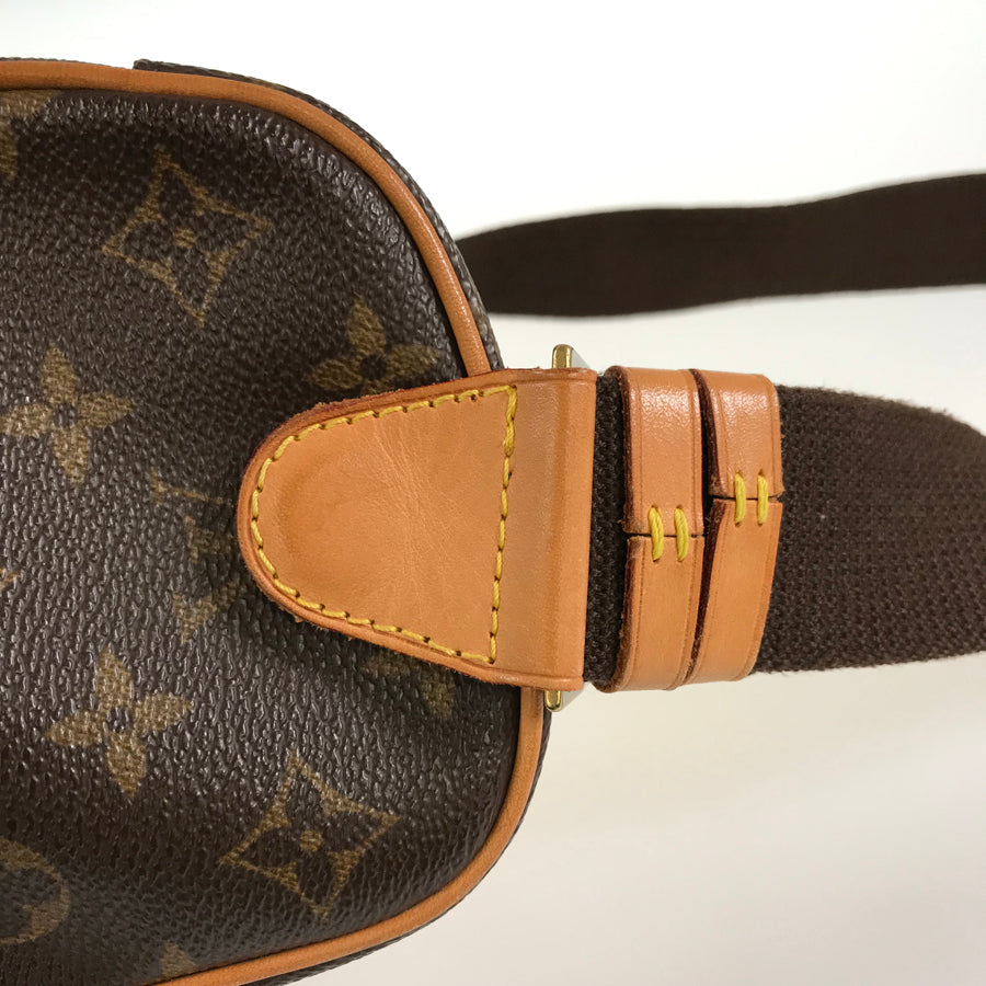 LOUIS VUITTON body bag