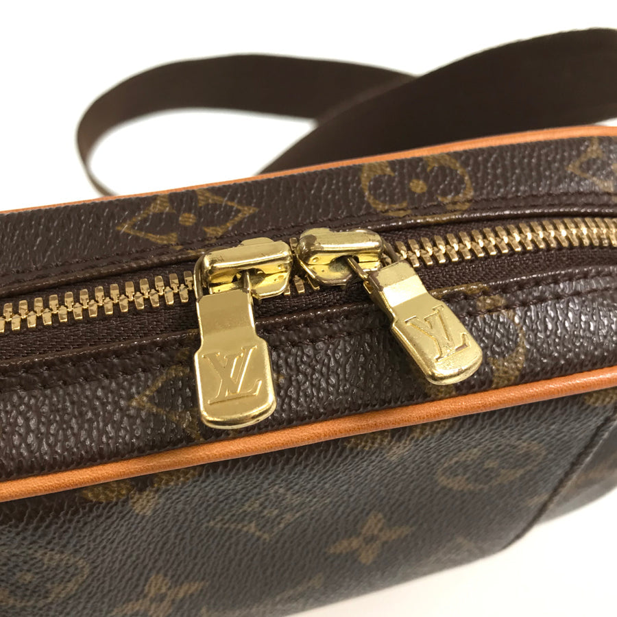 LOUIS VUITTON body bag