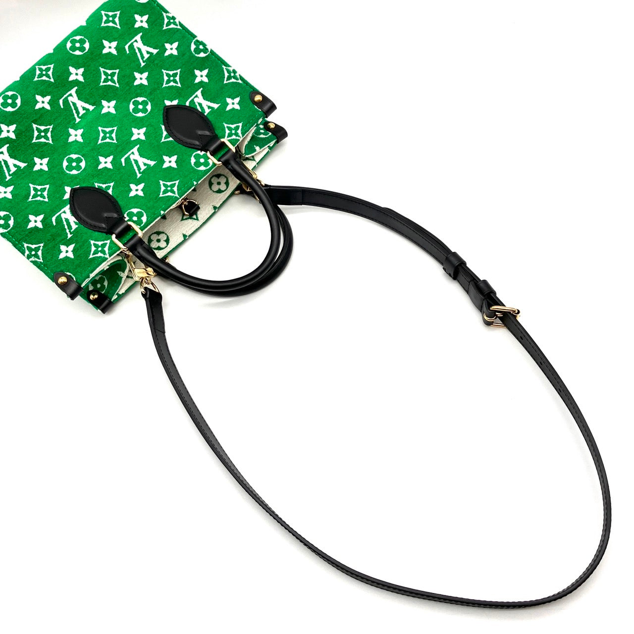 Louis Vuitton  ON THE GO PM RFID