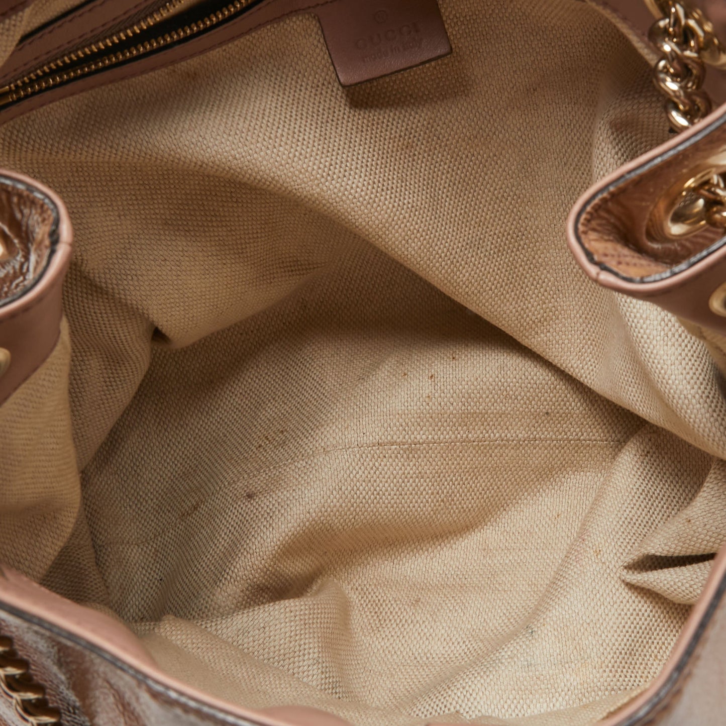 Gucci  Beige Patent Leather Medium Soho Chain Tote