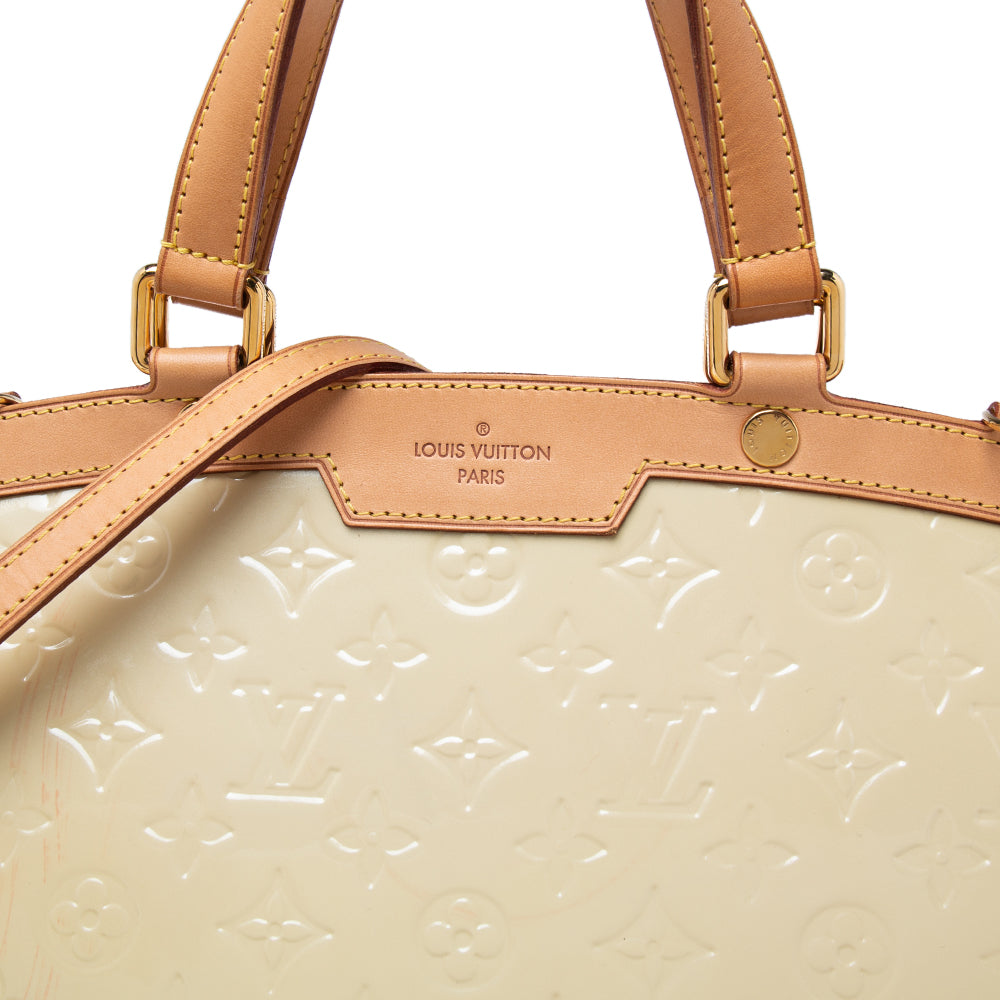Louis Vuitton Blanc Corail Monogram Vernis Brea GM Bag