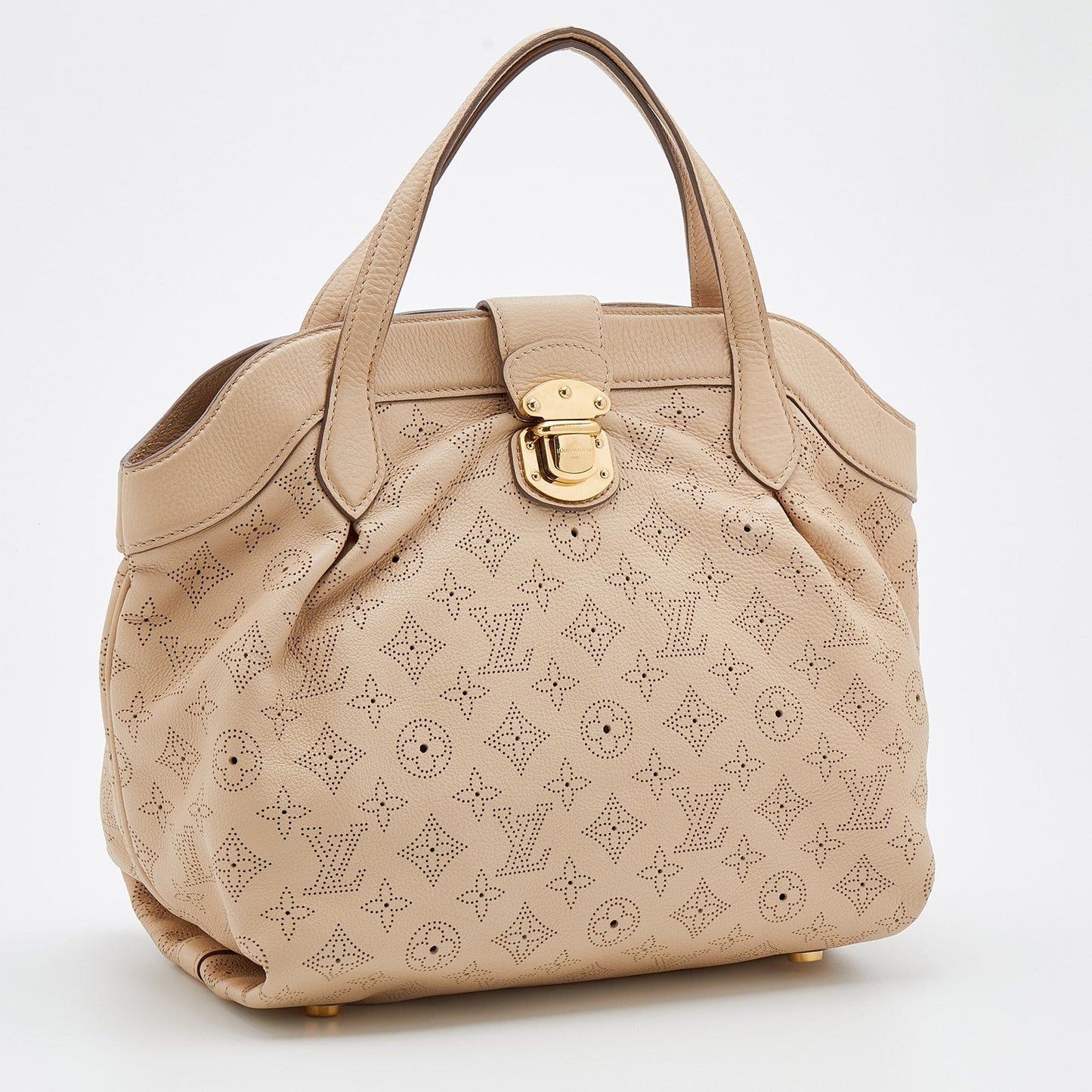 Louis Vuitton Coquill Monogram Mahina Leather Cirrus PM Bag