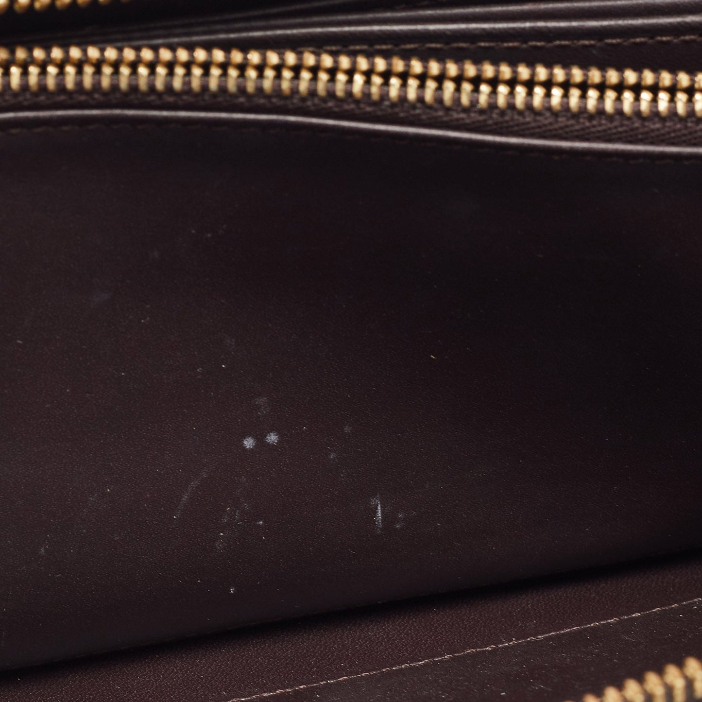 LOUIS VUITTON Amarante Monogram Vernis Zippy Wallet